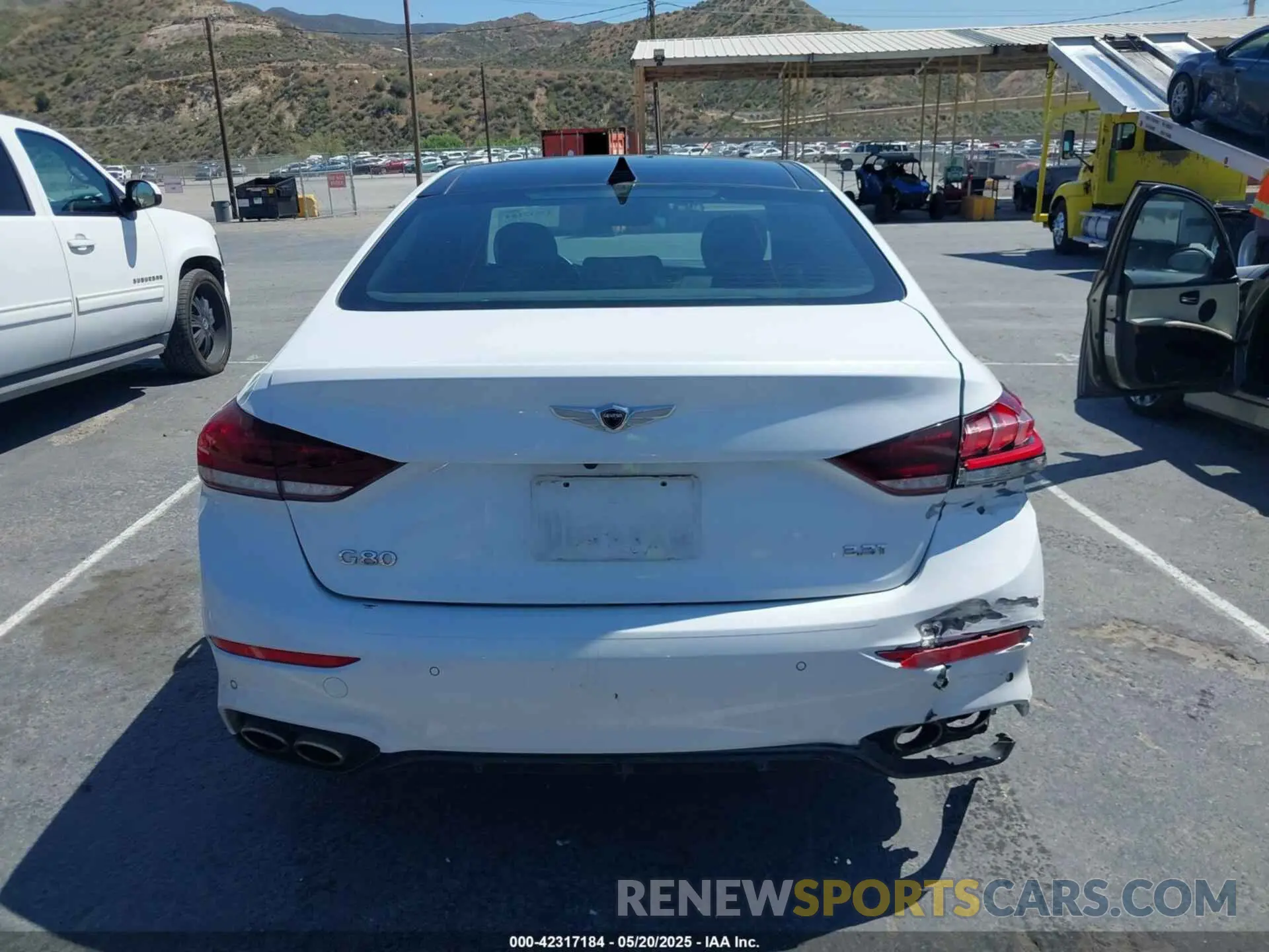 17 Photograph of a damaged car KMTFN4JB5KU326120 GENESIS G80 2019