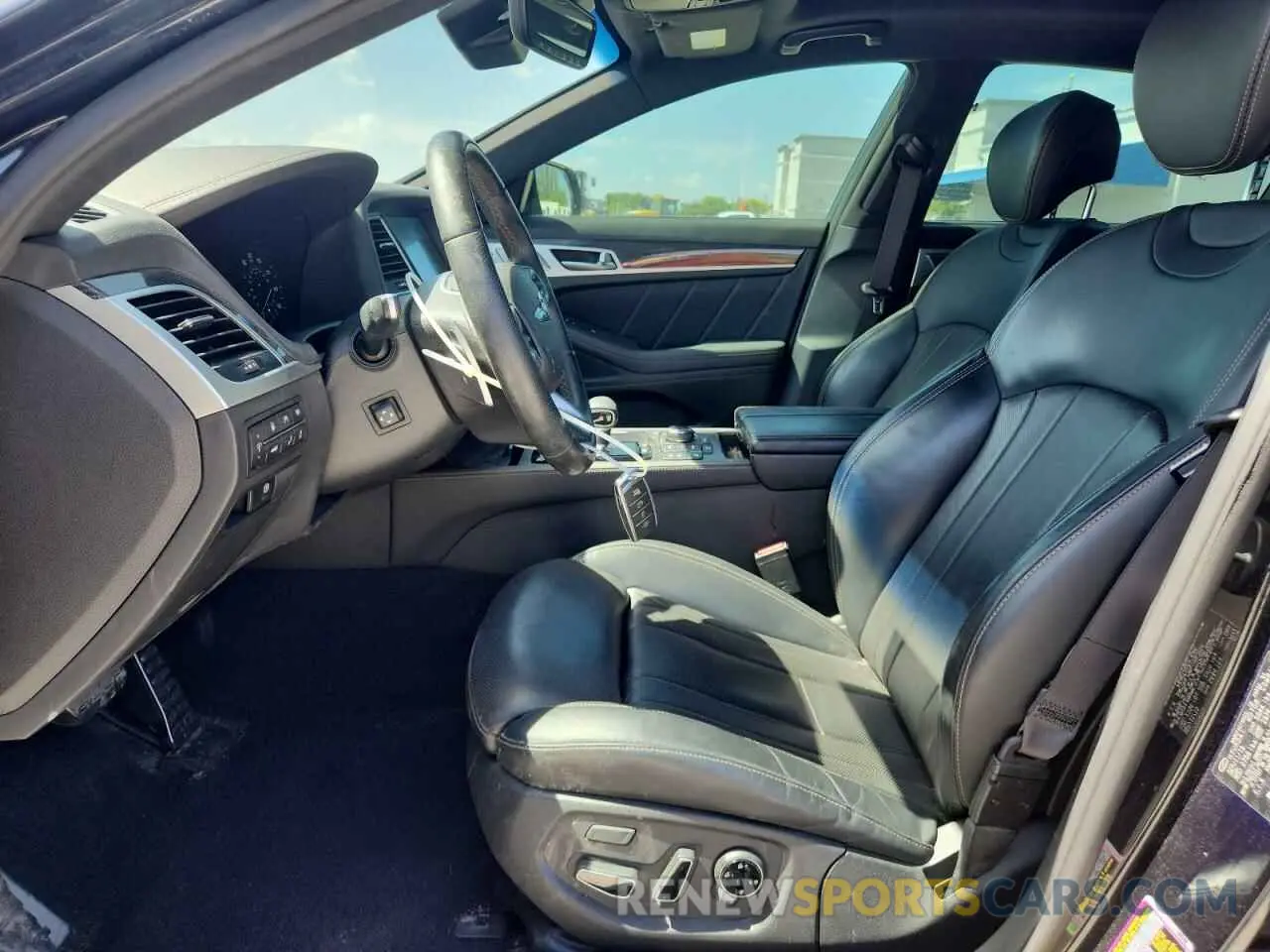 7 Photograph of a damaged car KMTFN4JB8LU337856 GENESIS G80 2020