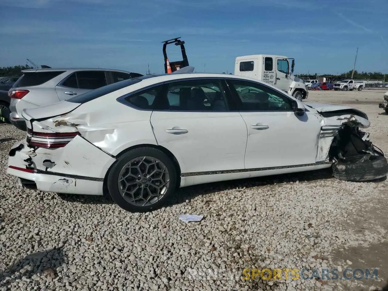 3 Фотография поврежденного автомобиля KMTGB4SC8MU044111 GENESIS G80 2021