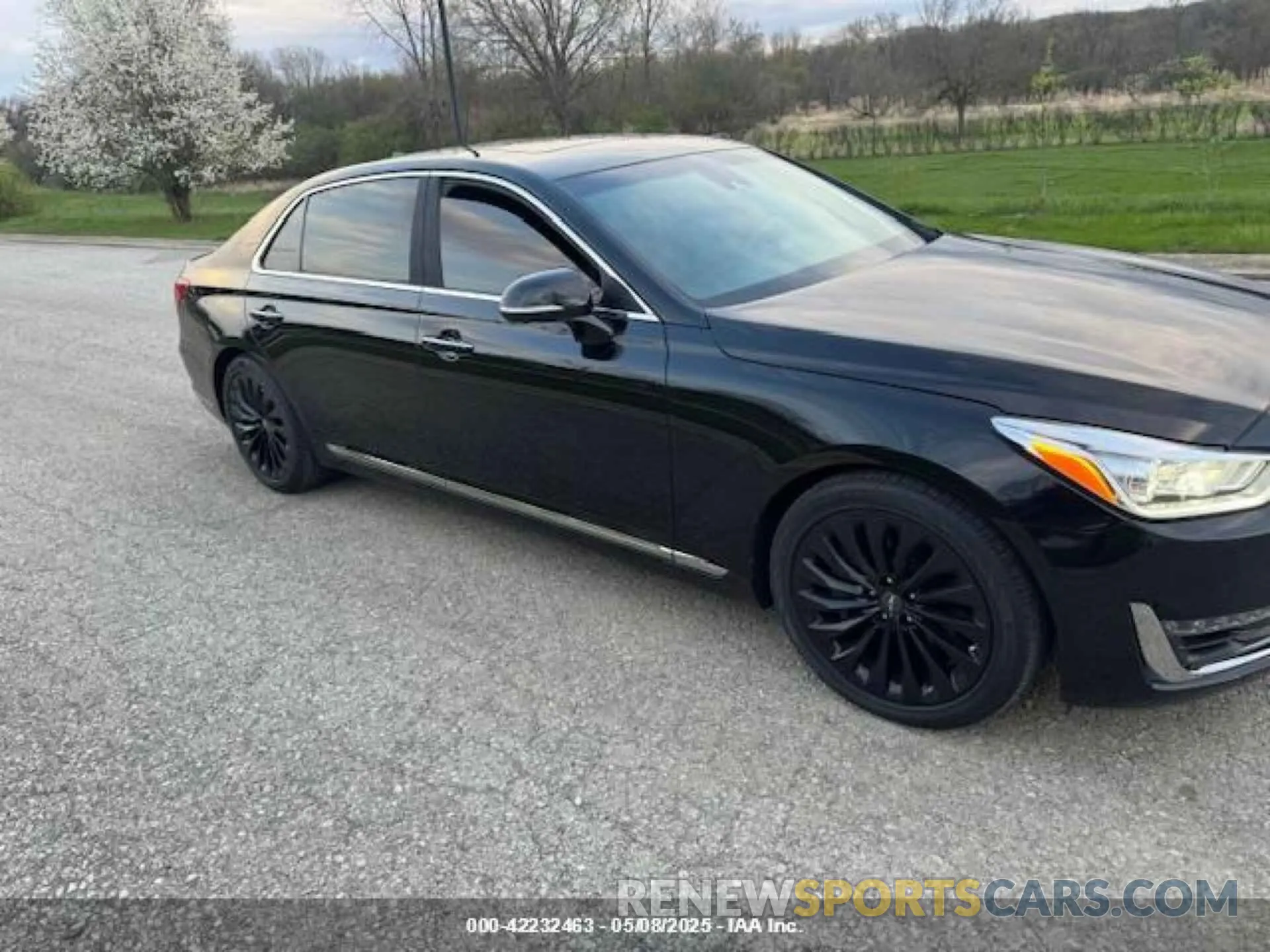 2 Photograph of a damaged car KMHG54JH9KU053279 GENESIS G90 2019