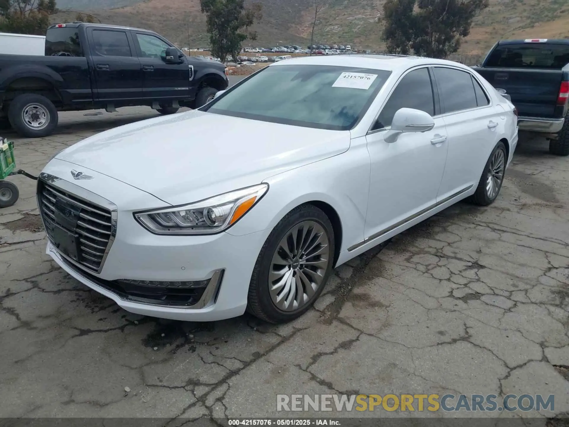 2 Photograph of a damaged car KMTF34JA4KU061686 GENESIS G90 2019