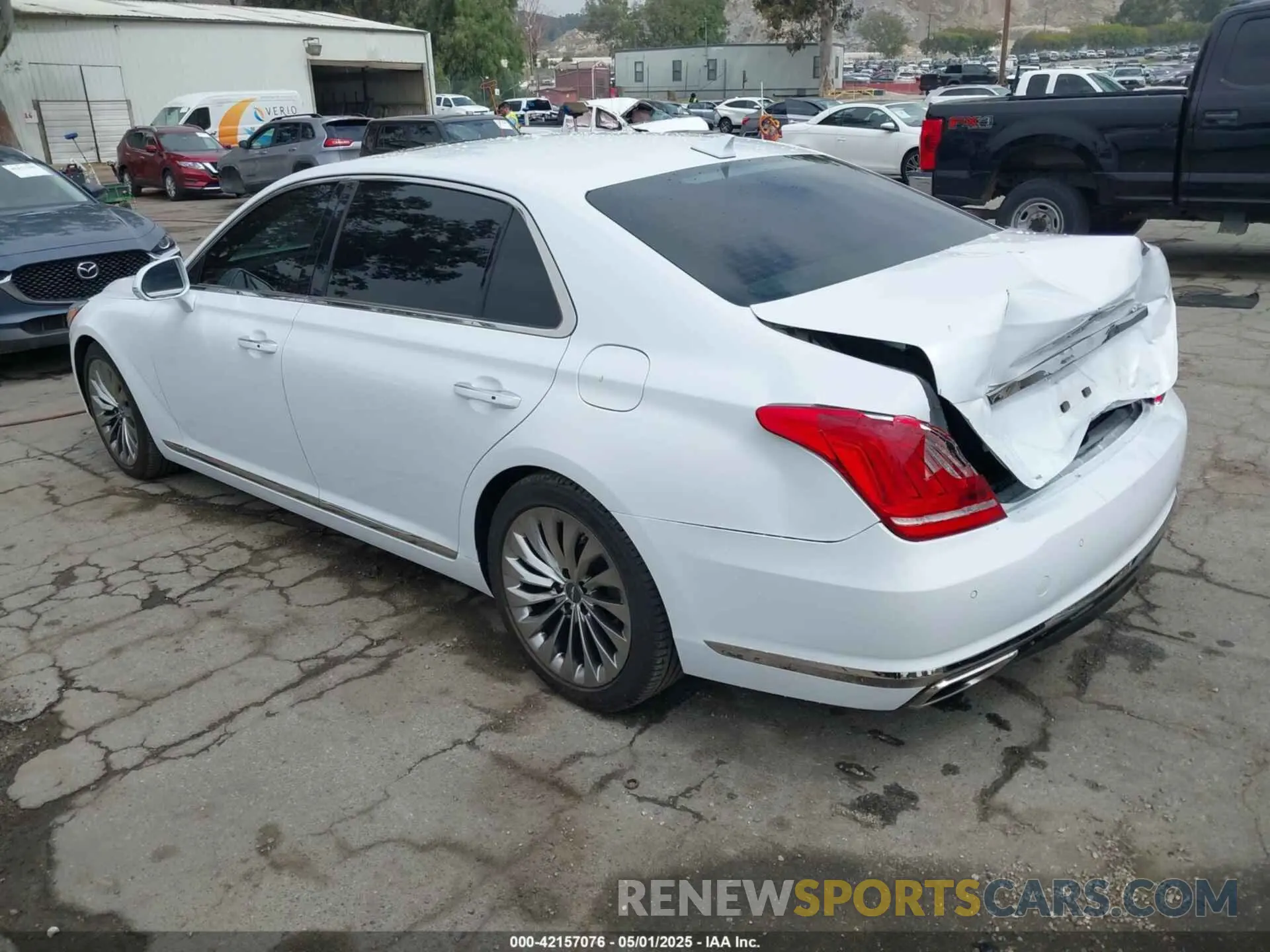 3 Photograph of a damaged car KMTF34JA4KU061686 GENESIS G90 2019