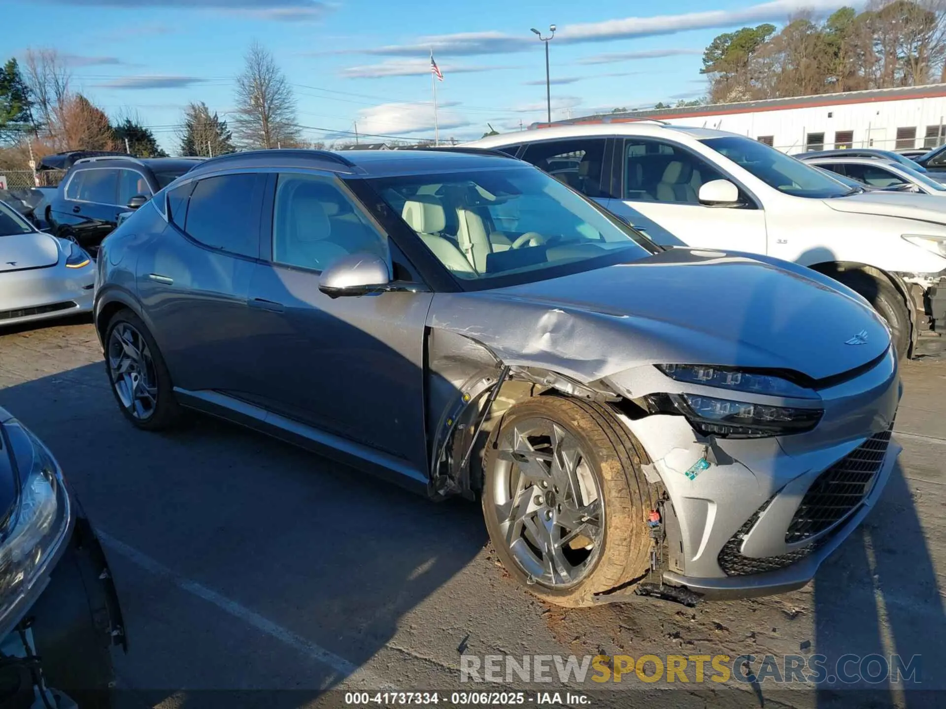 13 Photograph of a damaged car KMUKEDTB2PU014545 GENESIS GV60 2023