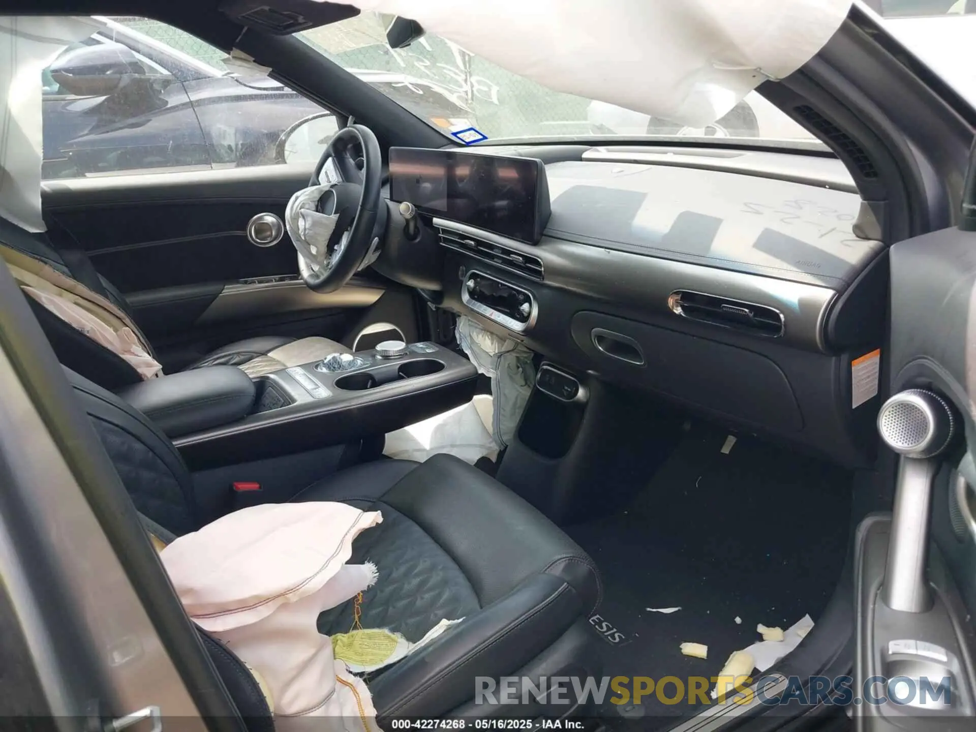 5 Photograph of a damaged car KMUKEDSB0RU021501 GENESIS GV60 2024