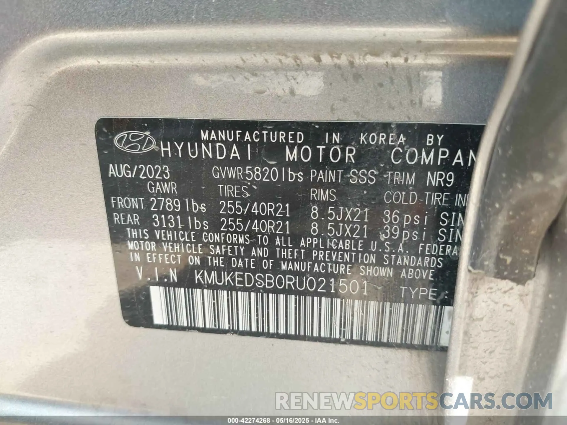 9 Photograph of a damaged car KMUKEDSB0RU021501 GENESIS GV60 2024