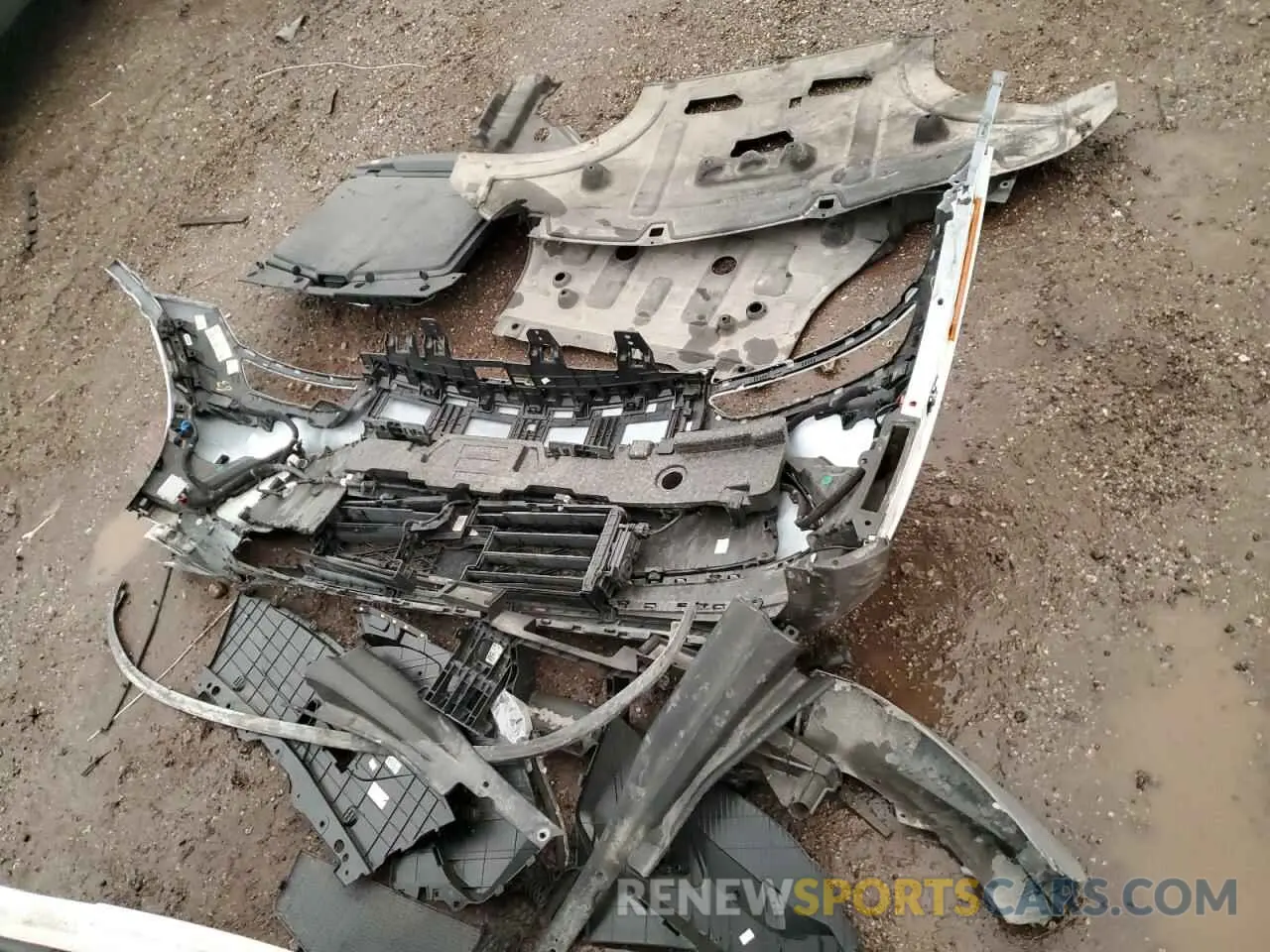 14 Photograph of a damaged car KMUKEDTB6PU005508 GENESIS GV60 PERFO 2023