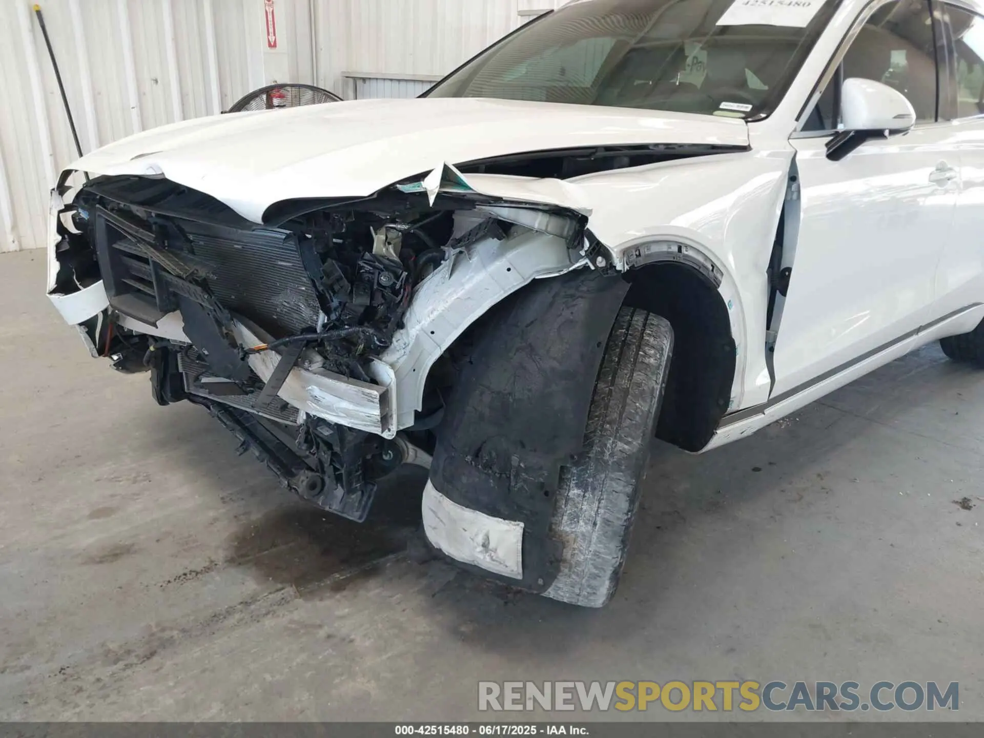 6 Photograph of a damaged car KMUMADTBXNU045298 GENESIS GV70 2022