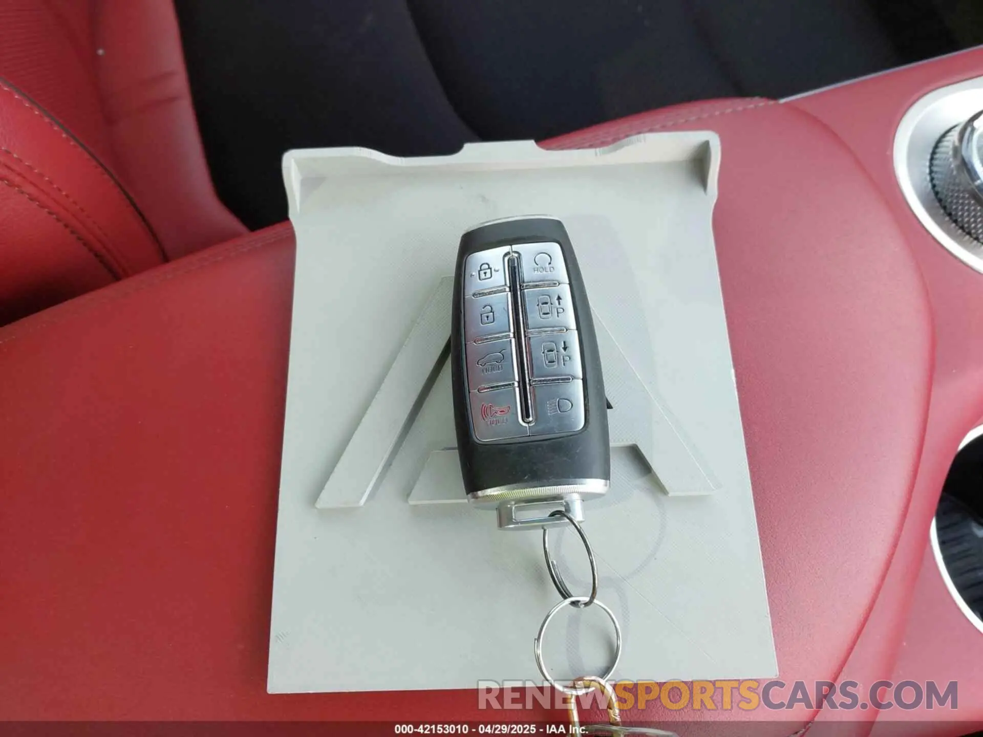 11 Фотография поврежденного автомобиля KMUMADTB2PU089637 GENESIS GV70 2023