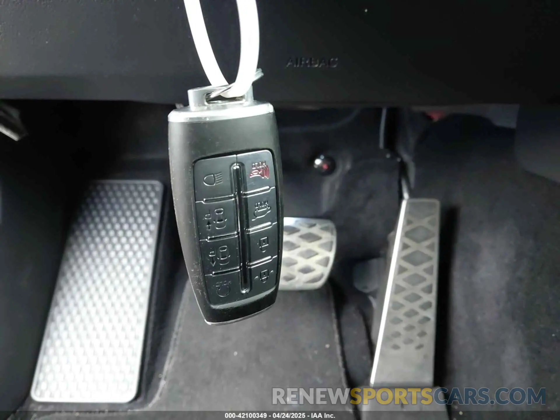 11 Фотография поврежденного автомобиля KMUMADTB5PU090832 GENESIS GV70 2023