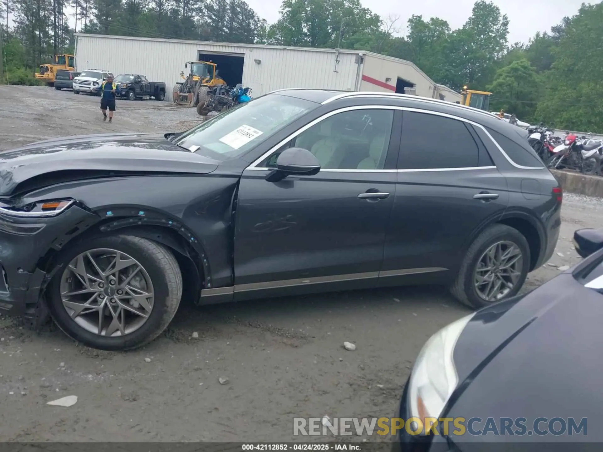 14 Photograph of a damaged car KMUMADTB7PU103287 GENESIS GV70 2023