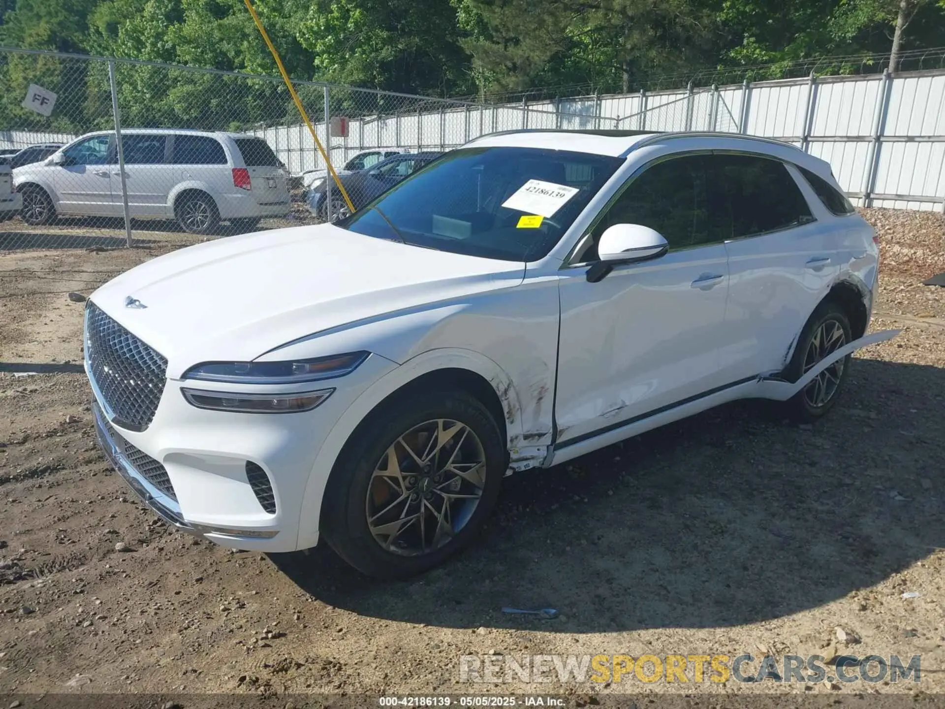2 Фотография поврежденного автомобиля KMUMADTB7PU120364 GENESIS GV70 2023