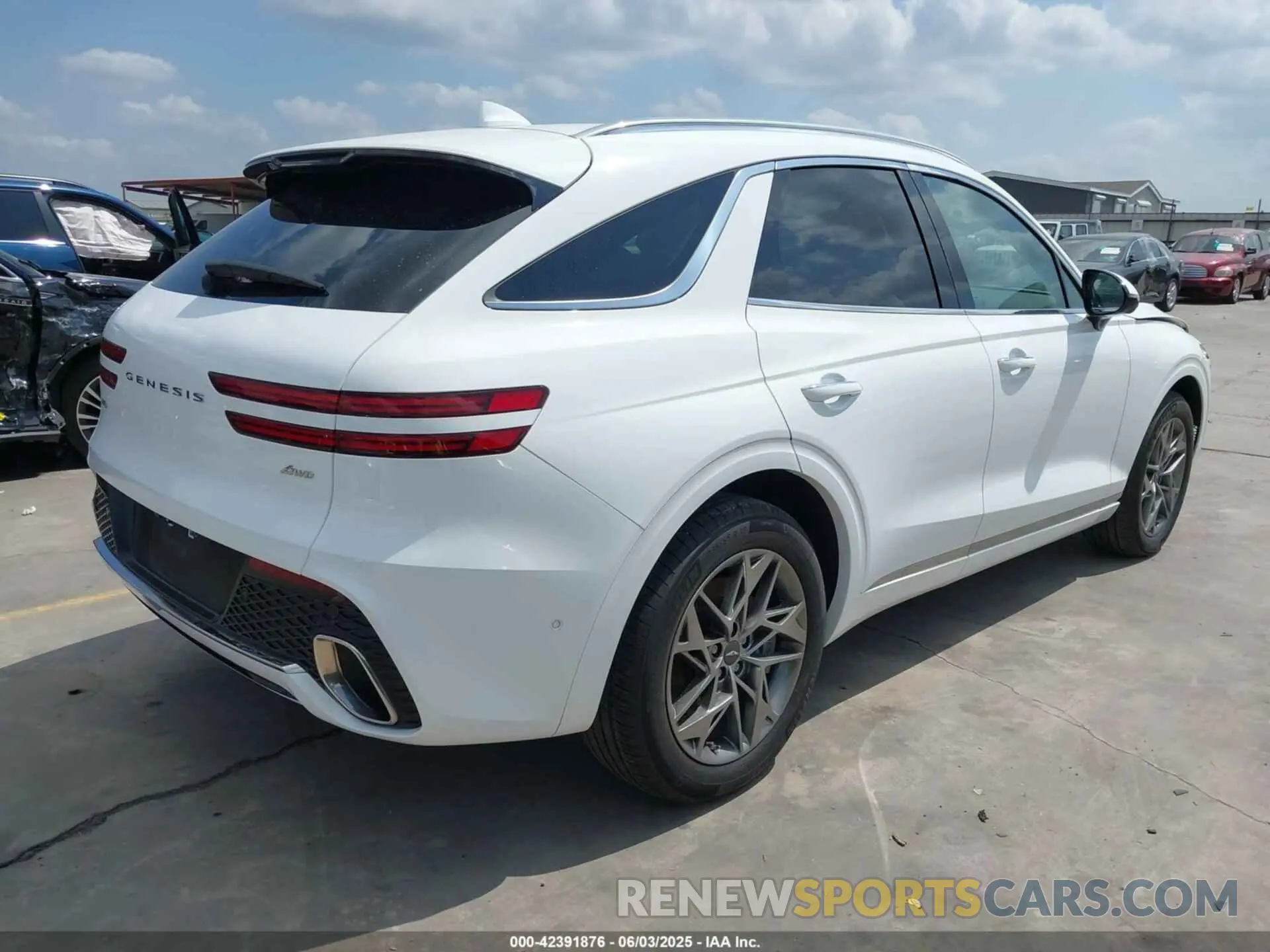 4 Фотография поврежденного автомобиля KMUMADTB7PU139111 GENESIS GV70 2023