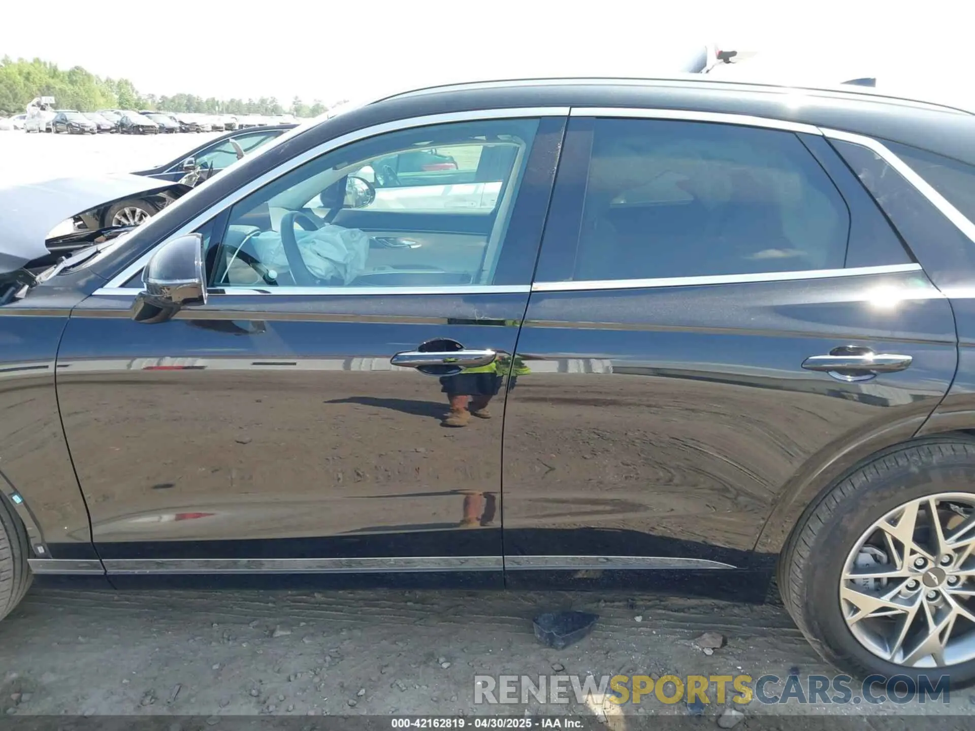15 Photograph of a damaged car KMUMADTB8PU136895 GENESIS GV70 2023