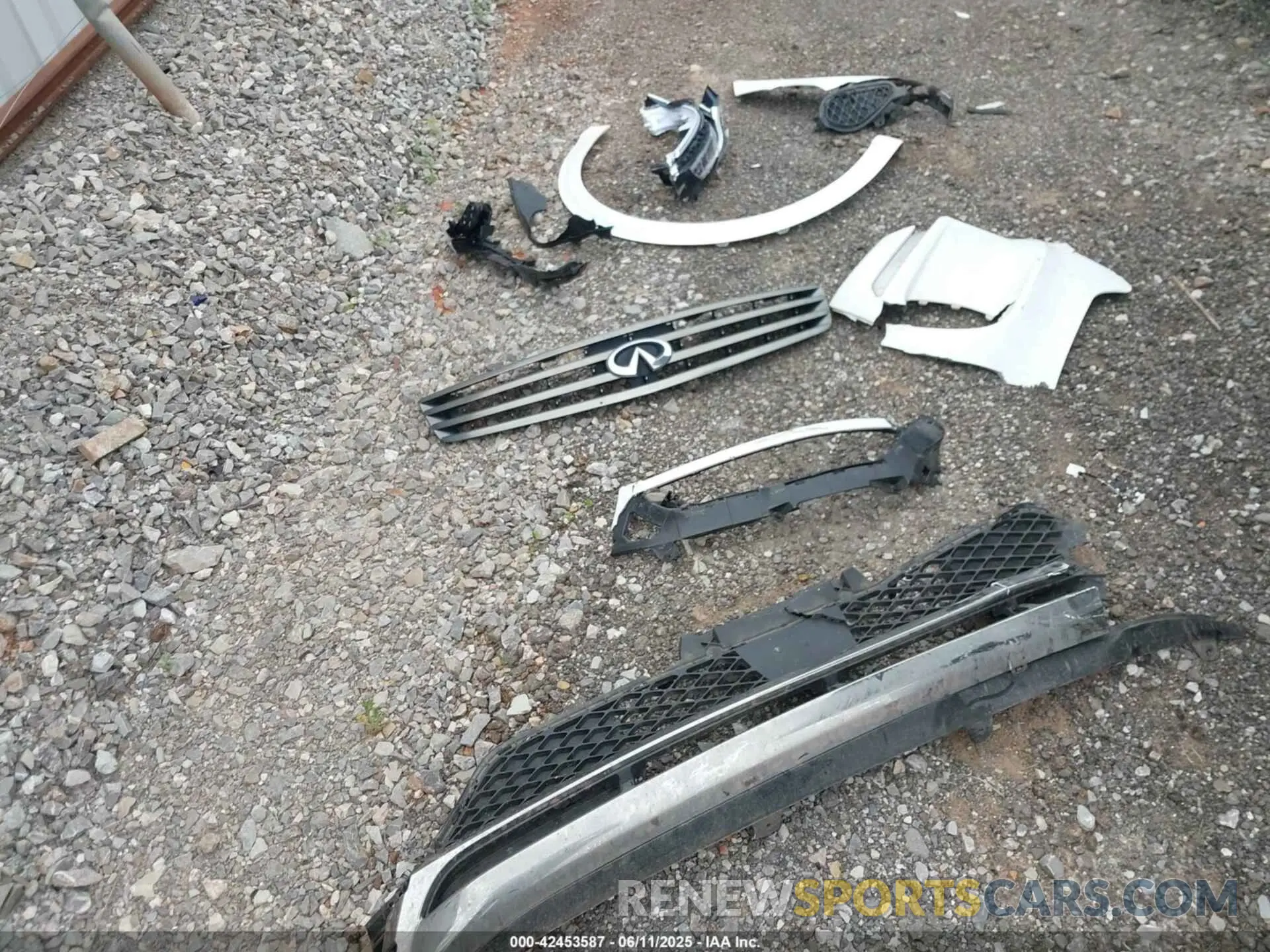 12 Photograph of a damaged car KMUMADTB9PU109219 GENESIS GV70 2023