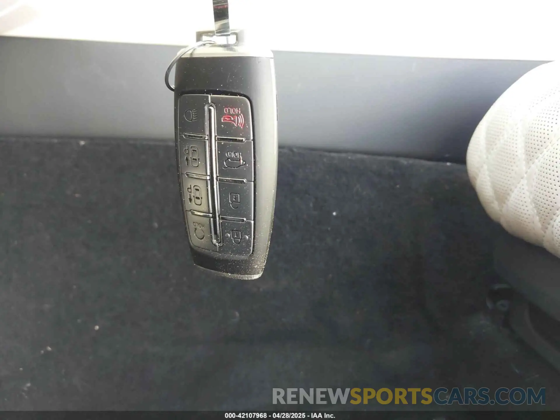 11 Фотография поврежденного автомобиля KMUMCDTC1PU083539 GENESIS GV70 2023