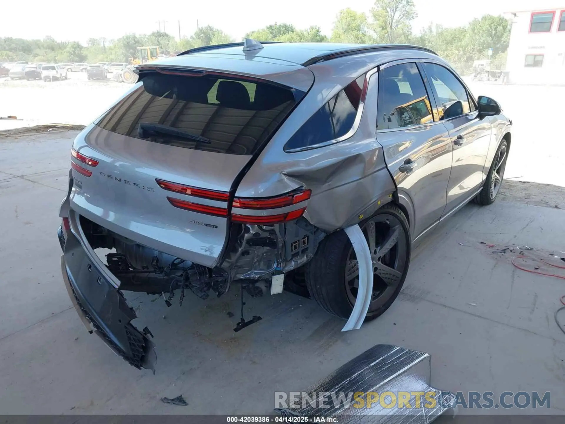 4 Photograph of a damaged car KMUMCDTC4PU098990 GENESIS GV70 2023