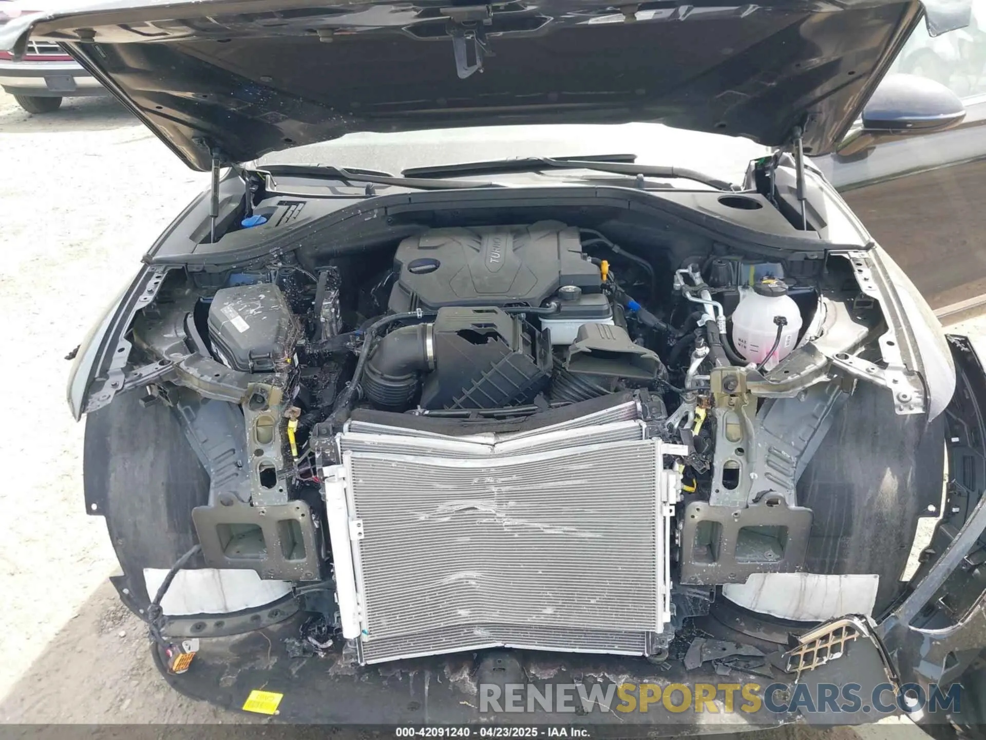 10 Photograph of a damaged car 5NMMADTB6SH017181 GENESIS GV70 2025