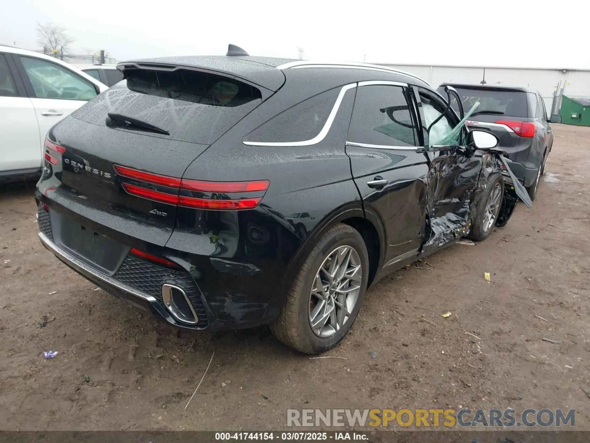 4 Фотография поврежденного автомобиля KMUMADTB6SU178118 GENESIS GV70 2025