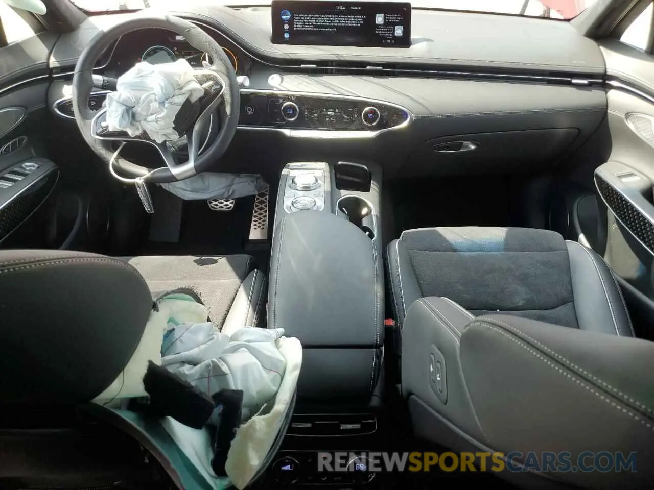 8 Photograph of a damaged car KMUMCDTC0NU061514 GENESIS GV70 BASE 2022