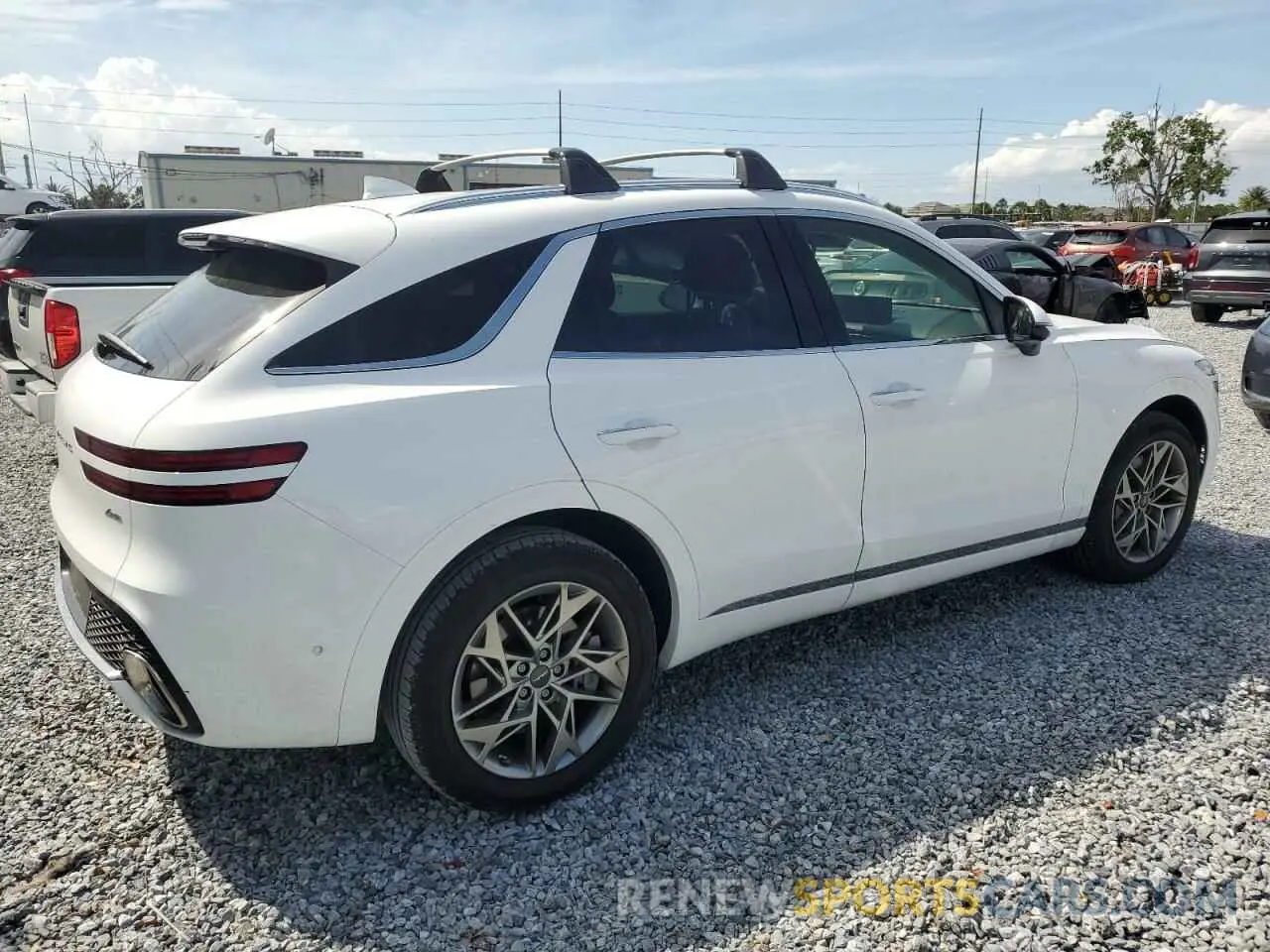 3 Фотография поврежденного автомобиля KMUMADTB5PU135946 GENESIS GV70 BASE 2023