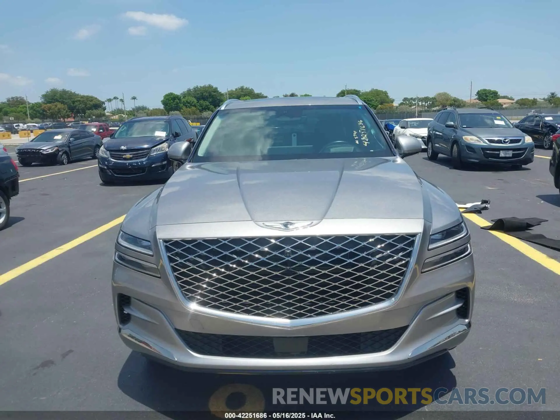 13 Photograph of a damaged car KMUHBDSB4MU061270 GENESIS GV80 2021