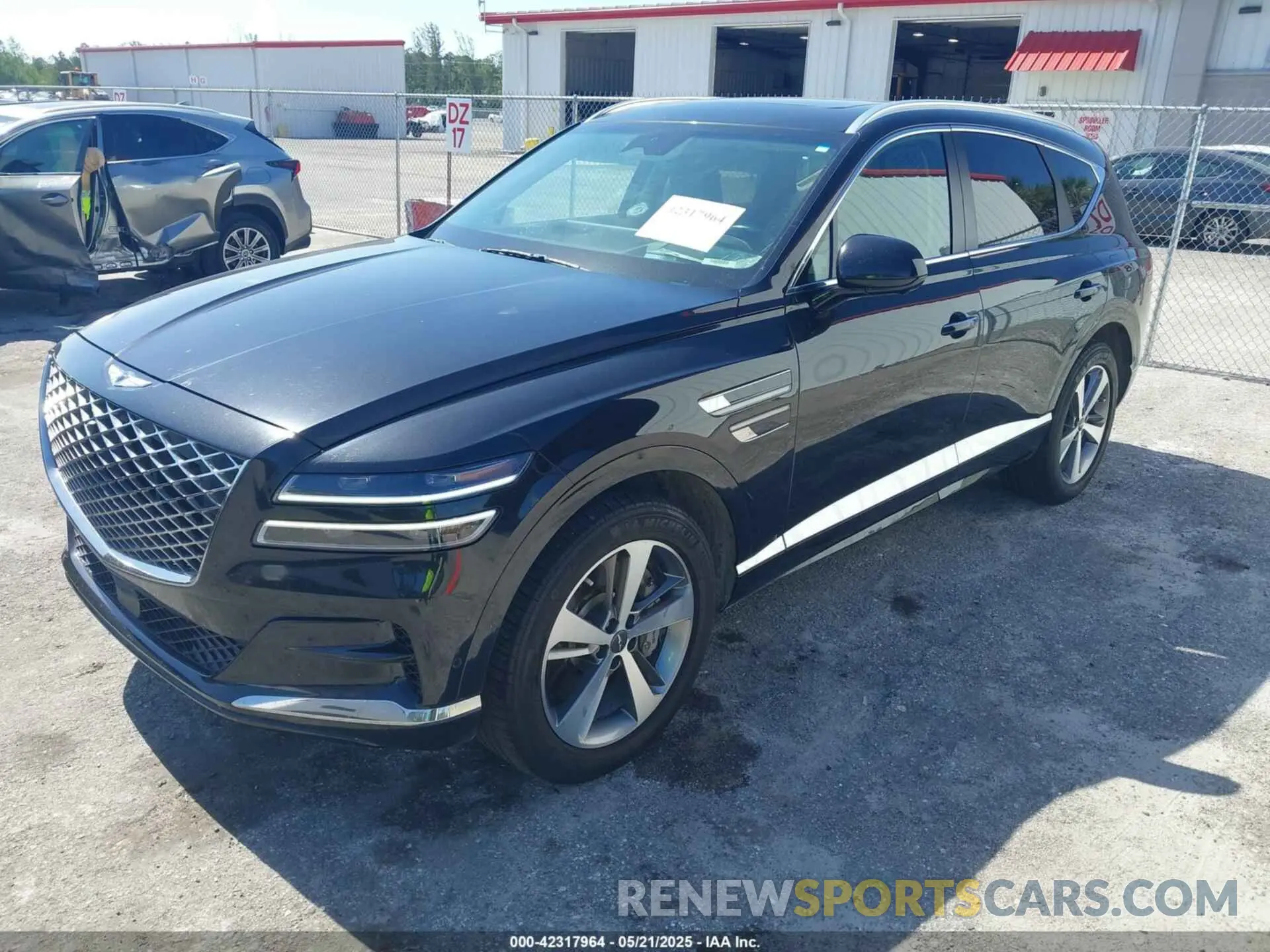 2 Photograph of a damaged car KMUHCESC1MU058760 GENESIS GV80 2021
