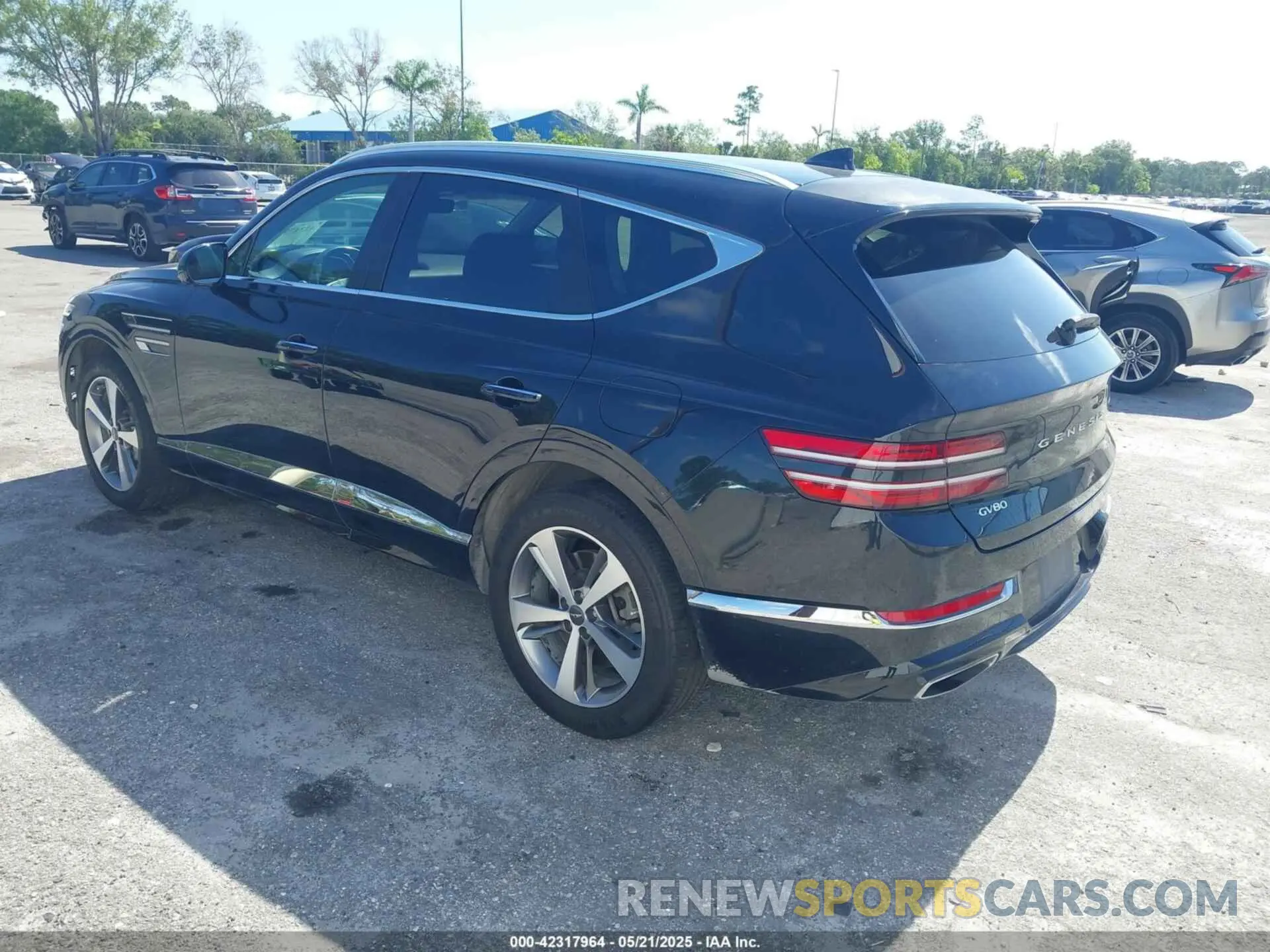 3 Photograph of a damaged car KMUHCESC1MU058760 GENESIS GV80 2021