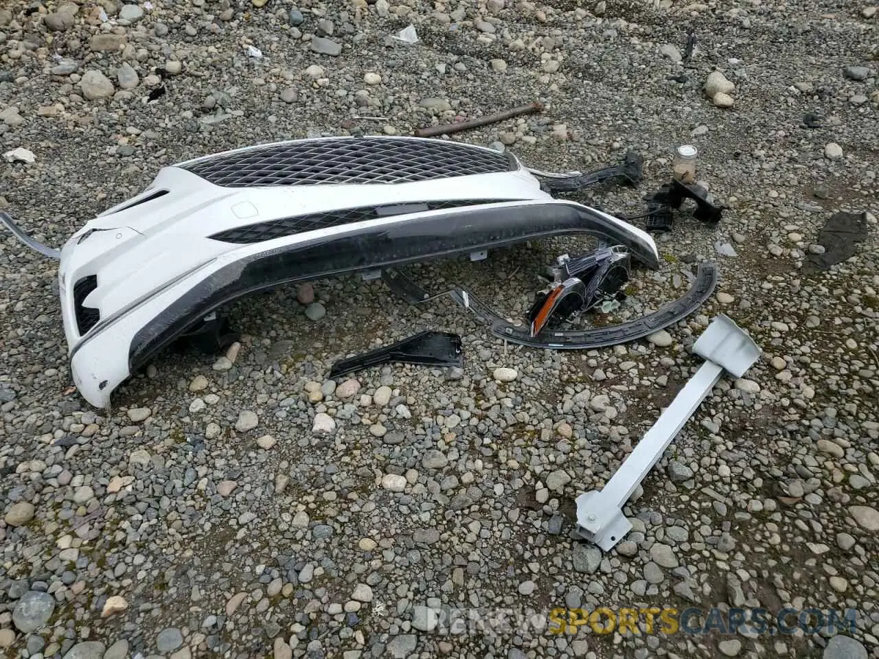 13 Photograph of a damaged car KMUHCESC7MU074980 GENESIS GV80 2021
