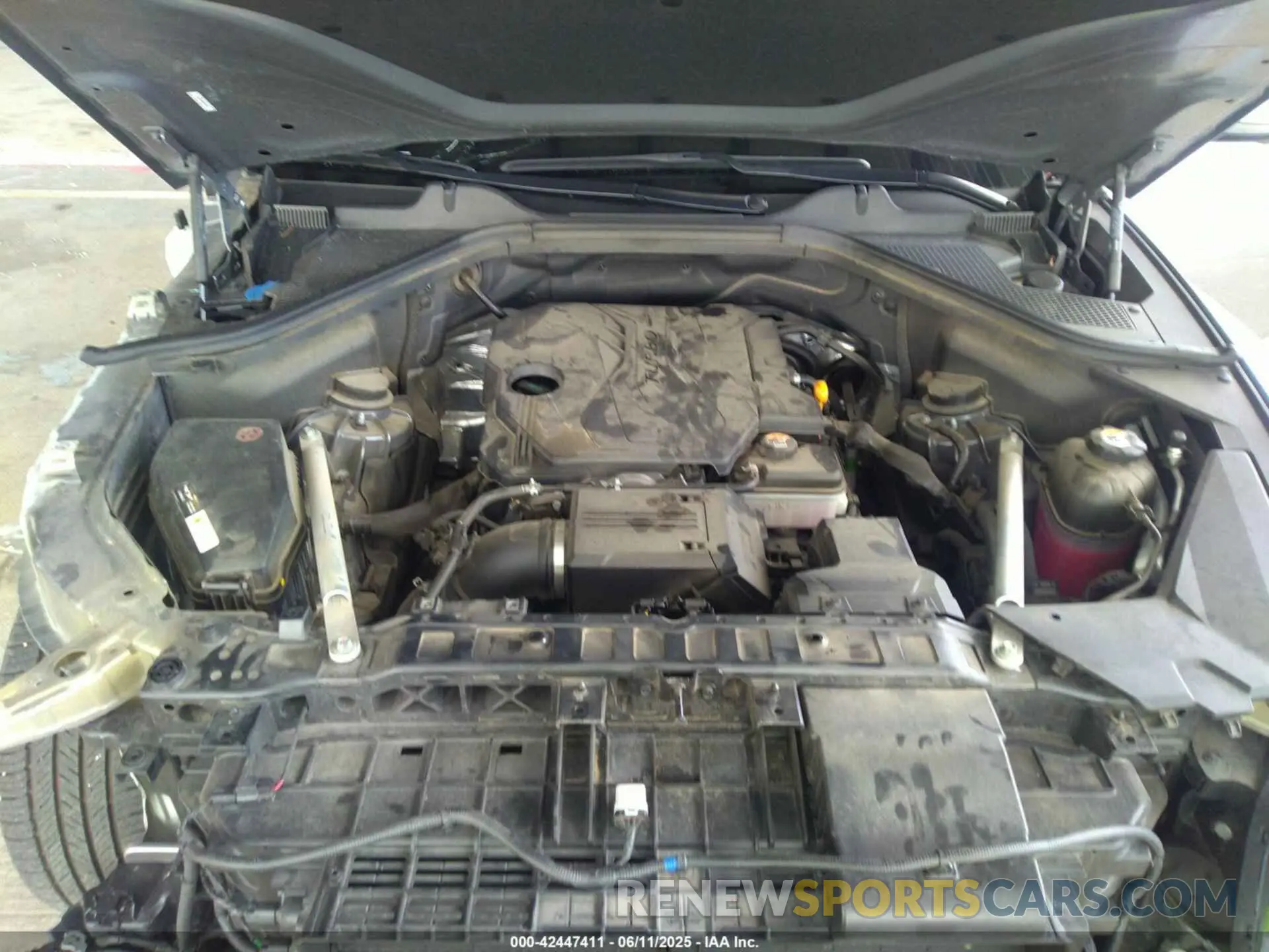 10 Photograph of a damaged car KMUHBDSB4NU083139 GENESIS GV80 2022