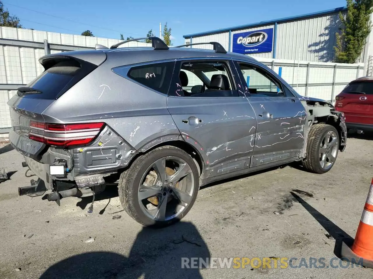 3 Photograph of a damaged car KMUHCESCXNU083352 GENESIS GV80 2022