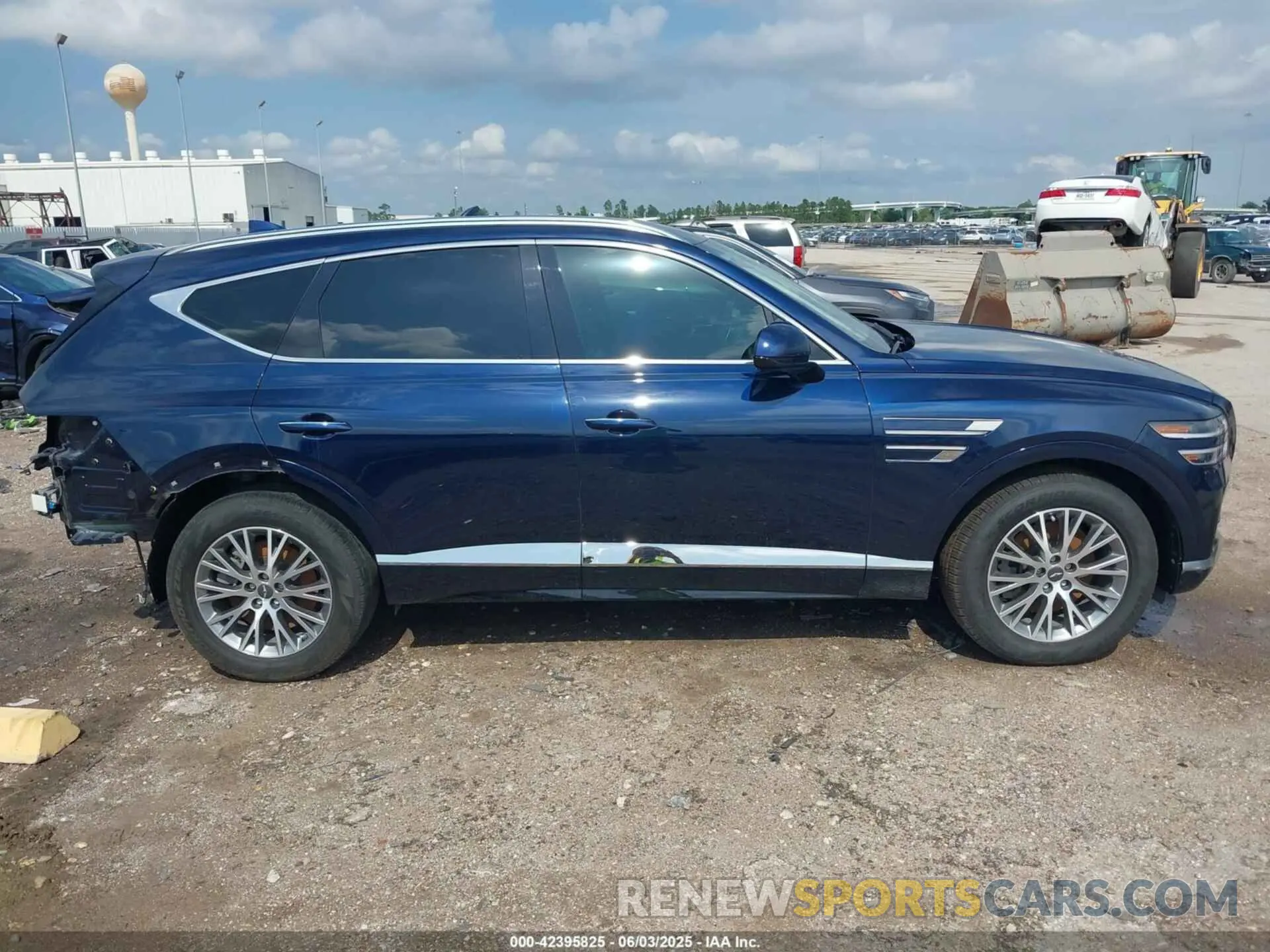 14 Photograph of a damaged car KMUHBDSB2PU109420 GENESIS GV80 2023