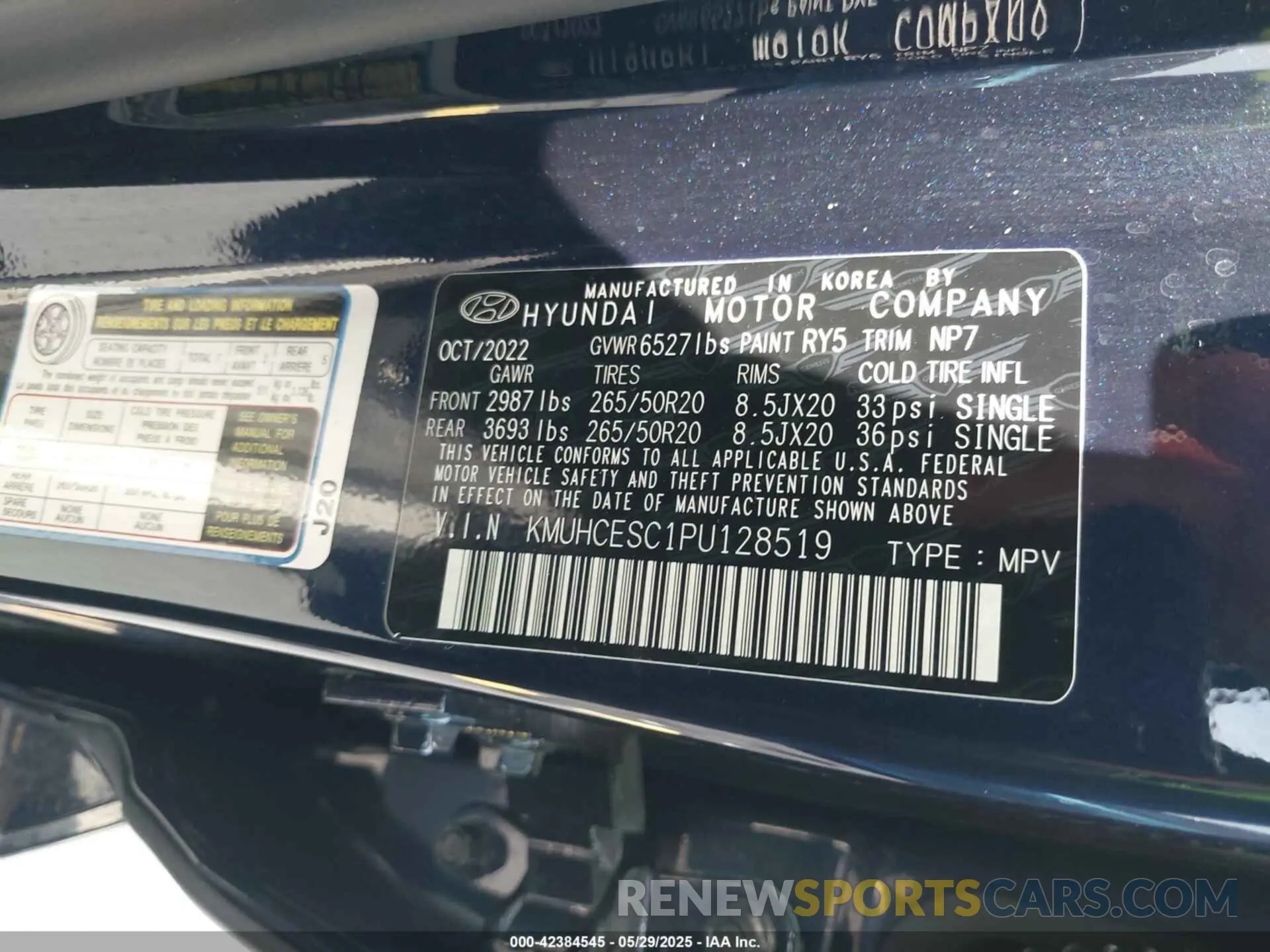 9 Photograph of a damaged car KMUHCESC1PU128519 GENESIS GV80 2023