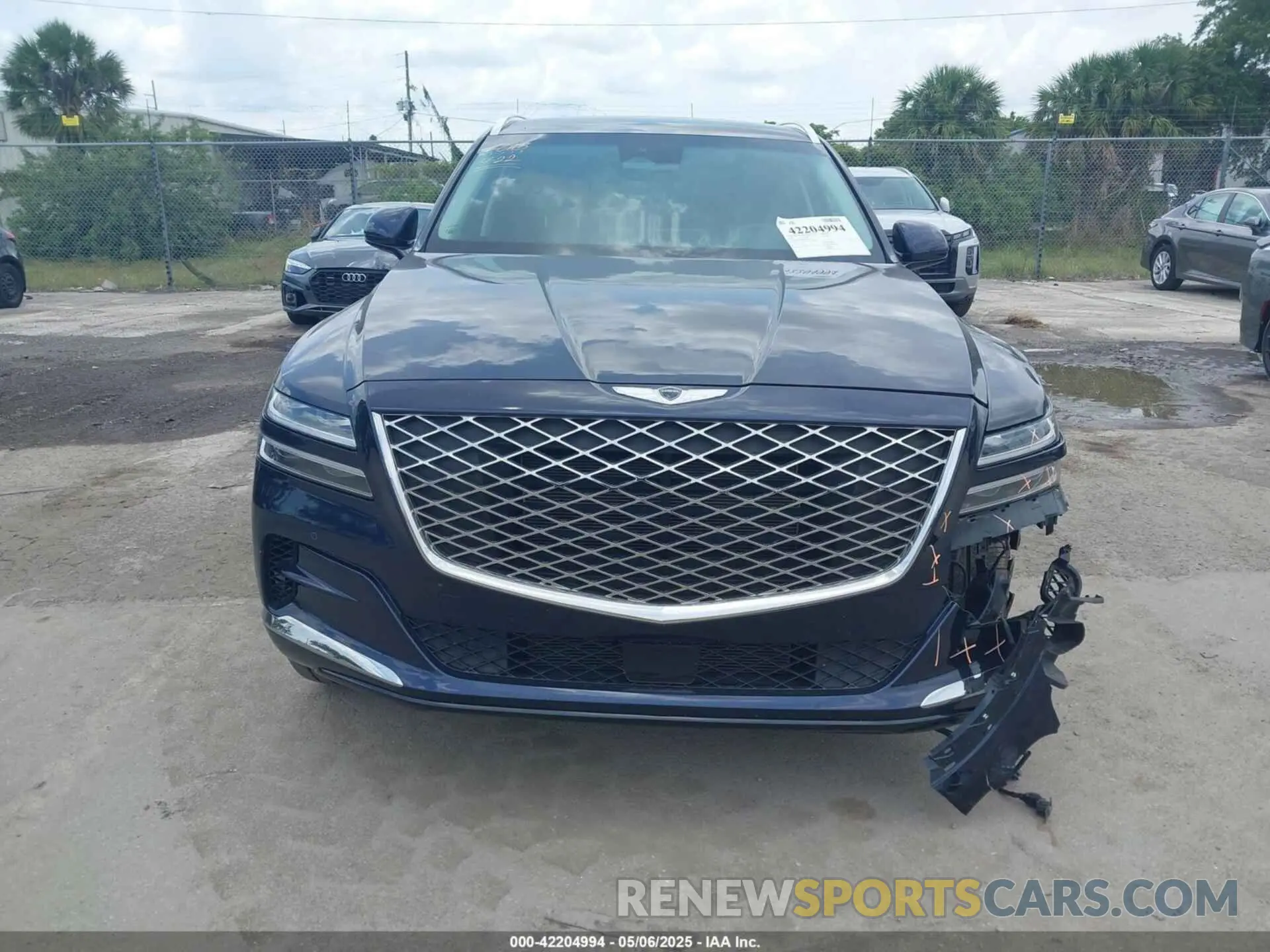 12 Photograph of a damaged car KMUHBDSB8RU204289 GENESIS GV80 2024