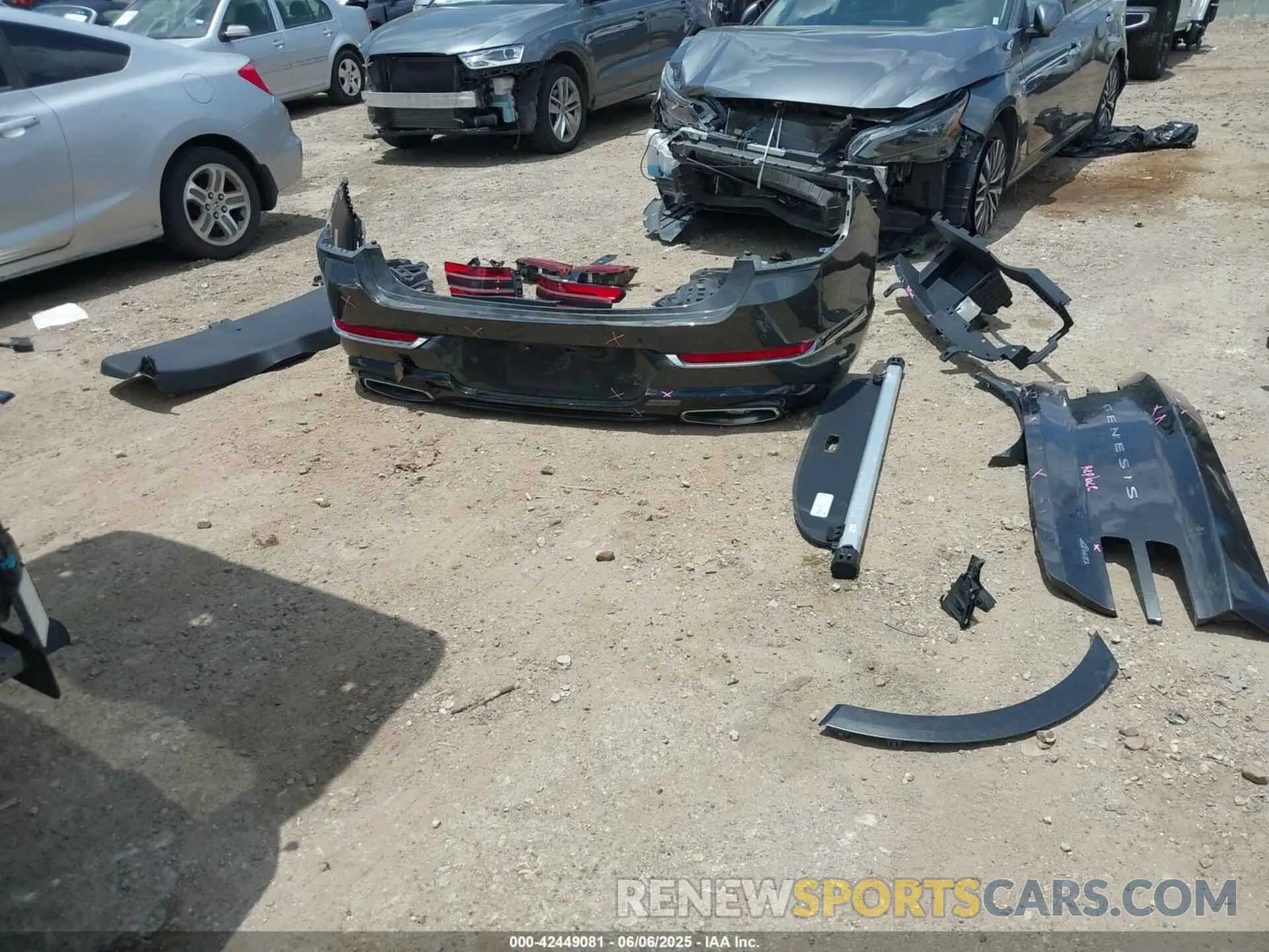12 Photograph of a damaged car KMUHBDSB9RU209209 GENESIS GV80 2024