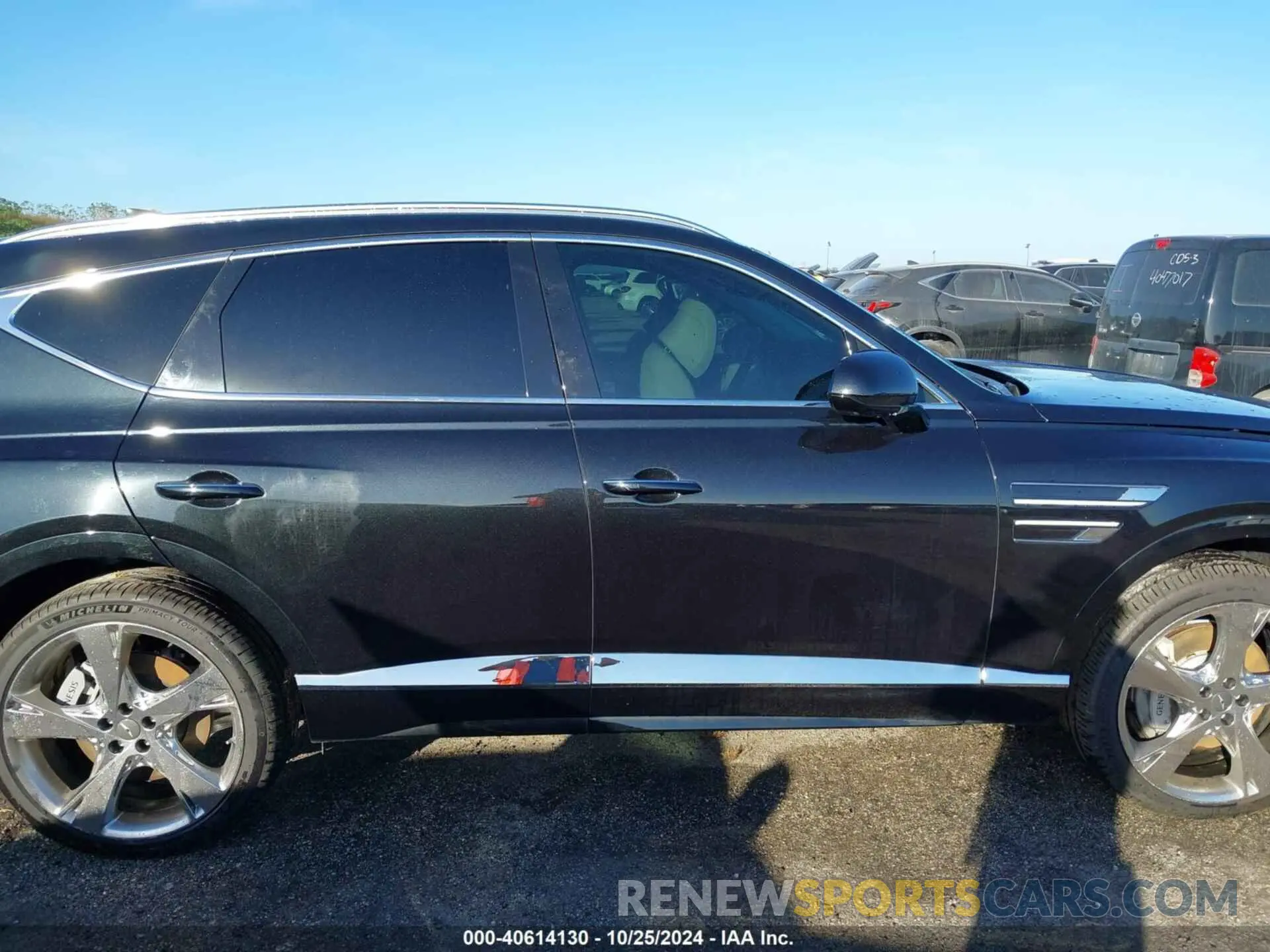 12 Photograph of a damaged car KMUHCESC1RU149101 GENESIS GV80 2024