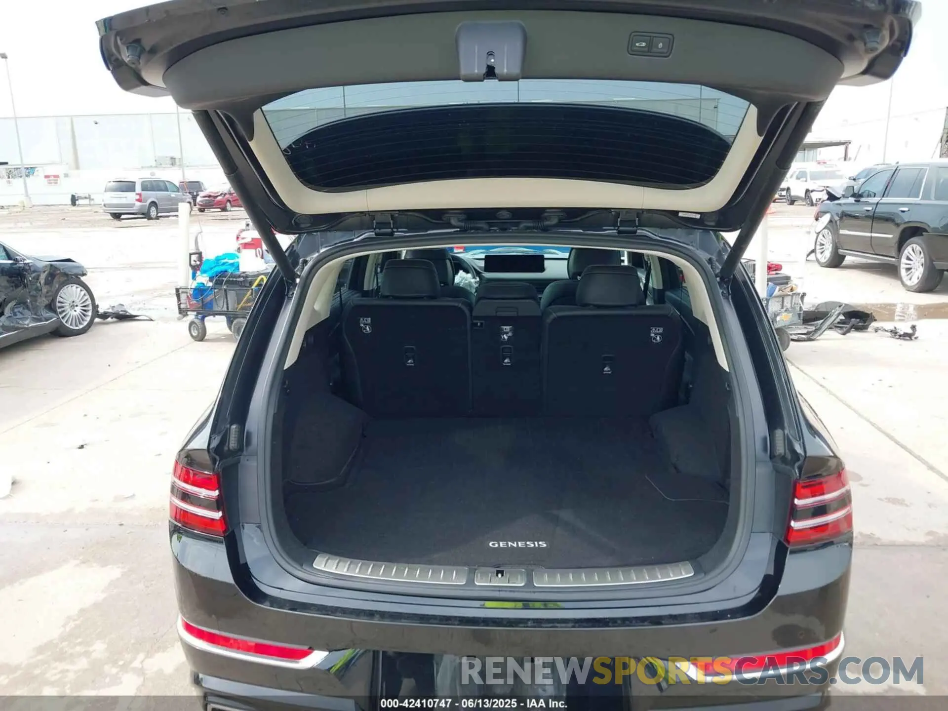 18 Фотография поврежденного автомобиля KMUHCESC4RU151408 GENESIS GV80 2024
