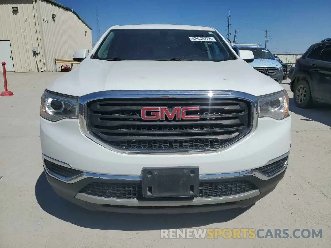 5 Photograph of a damaged car 1GKKNKLA0KZ118241 GMC ACADIA 2019