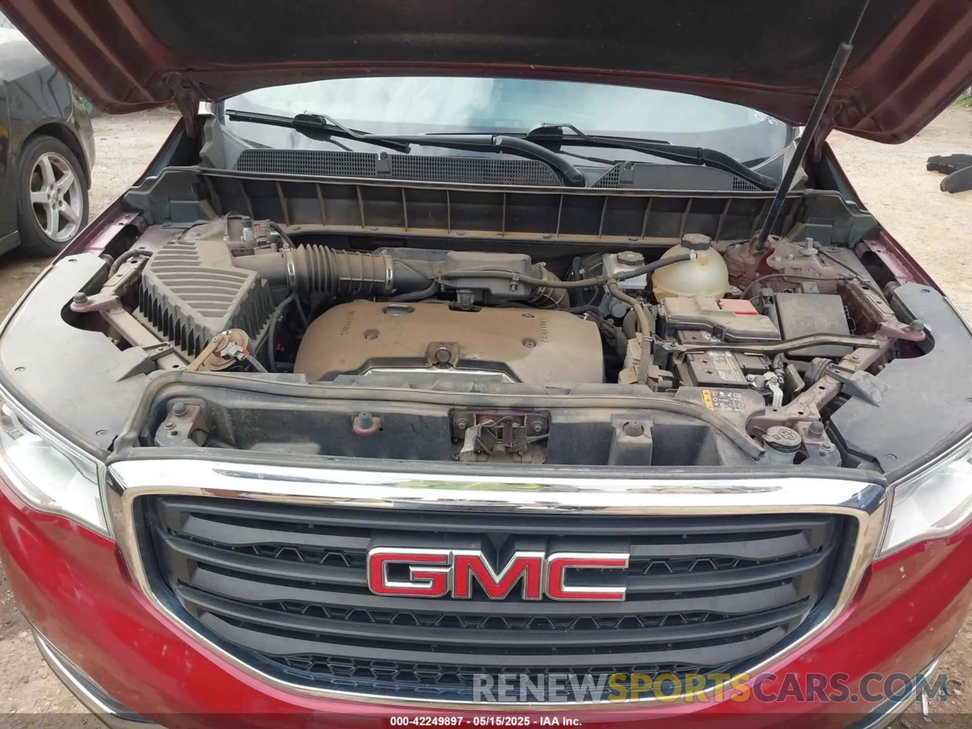 10 Photograph of a damaged car 1GKKNKLA0KZ287983 GMC ACADIA 2019