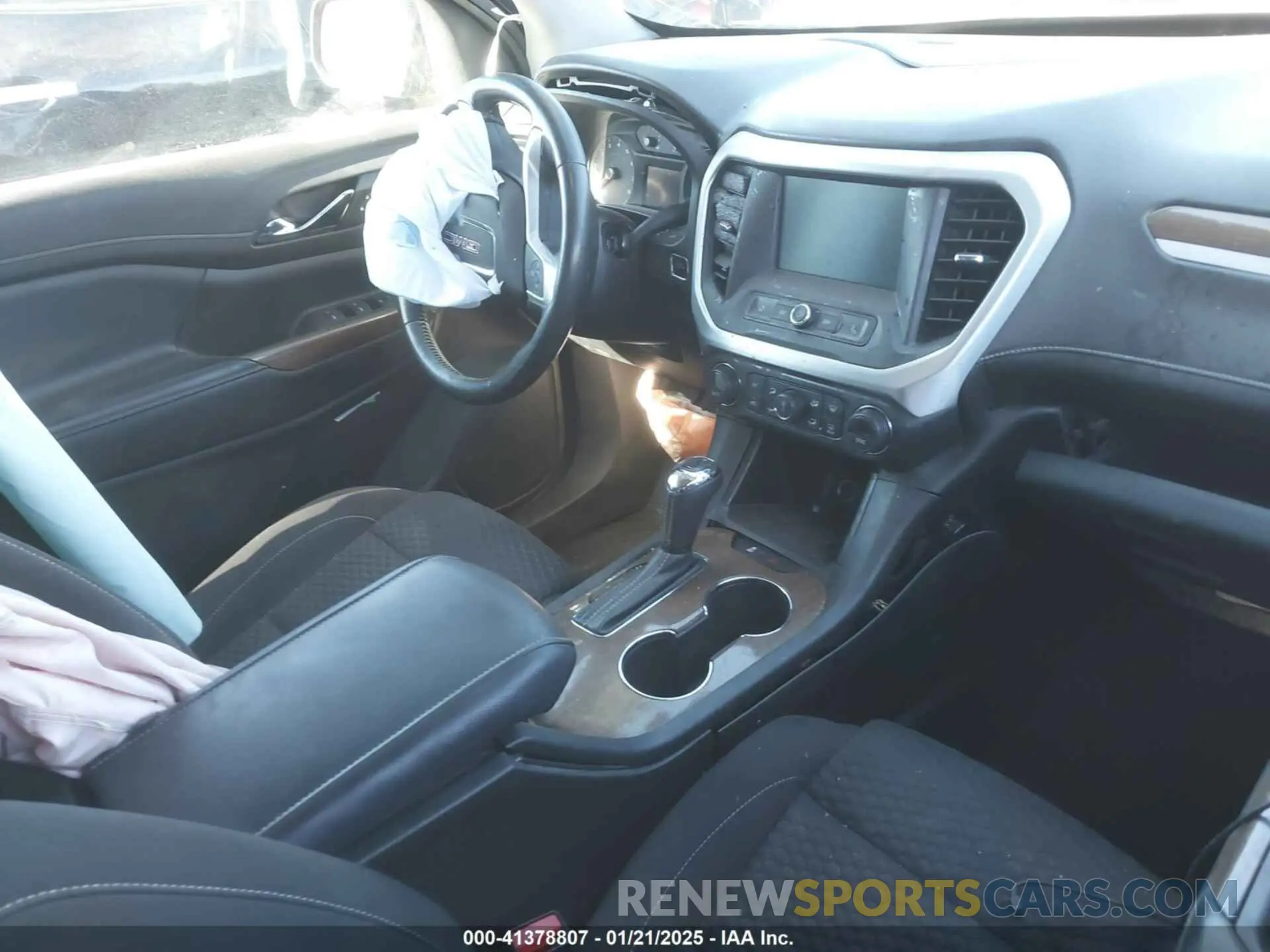 5 Photograph of a damaged car 1GKKNKLA2KZ293381 GMC ACADIA 2019