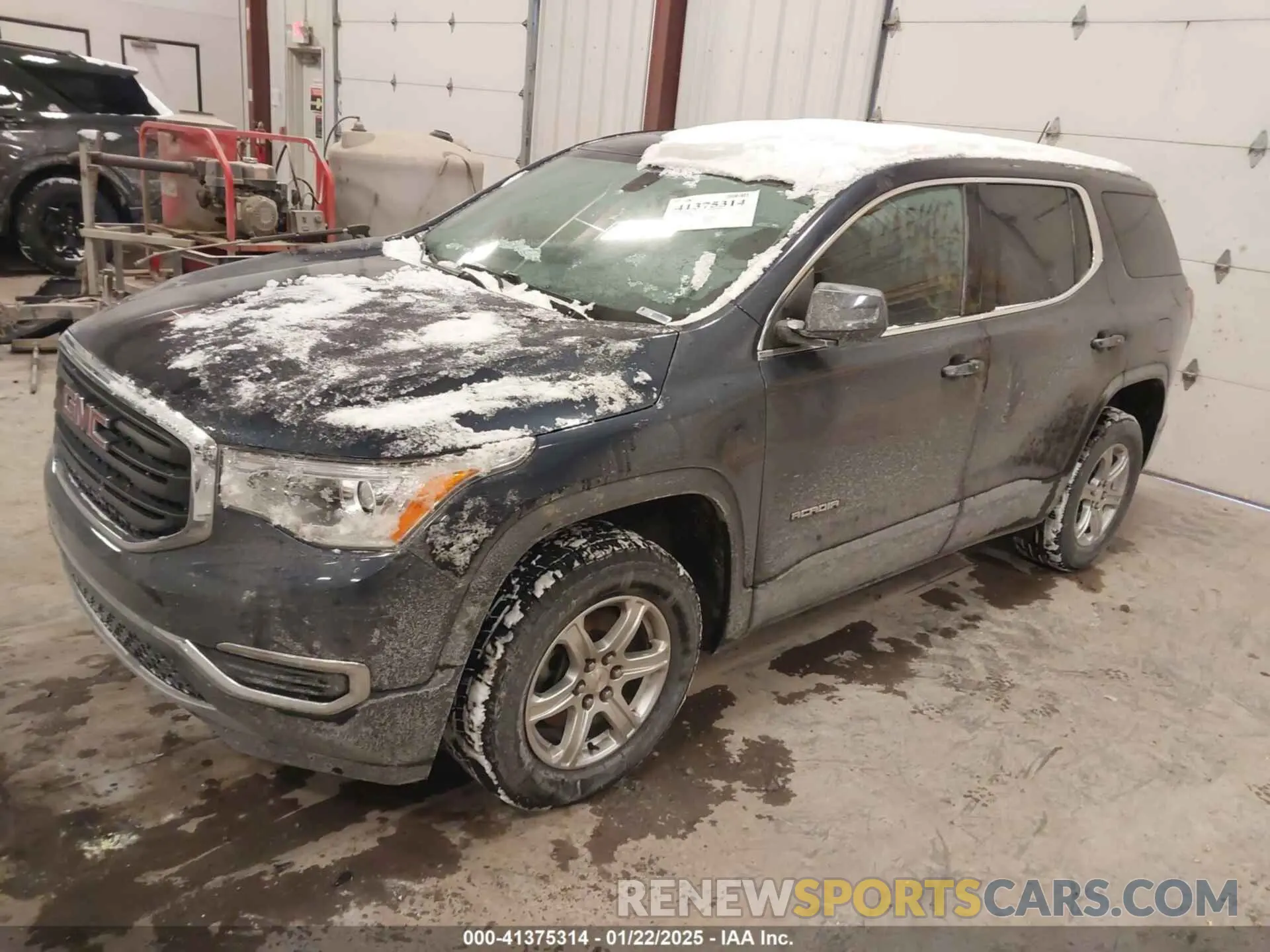 2 Photograph of a damaged car 1GKKNKLA4KZ233800 GMC ACADIA 2019