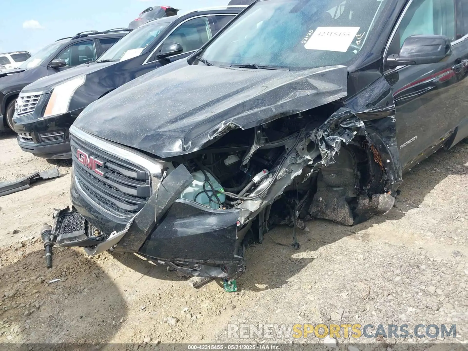 6 Photograph of a damaged car 1GKKNKLA5KZ299272 GMC ACADIA 2019