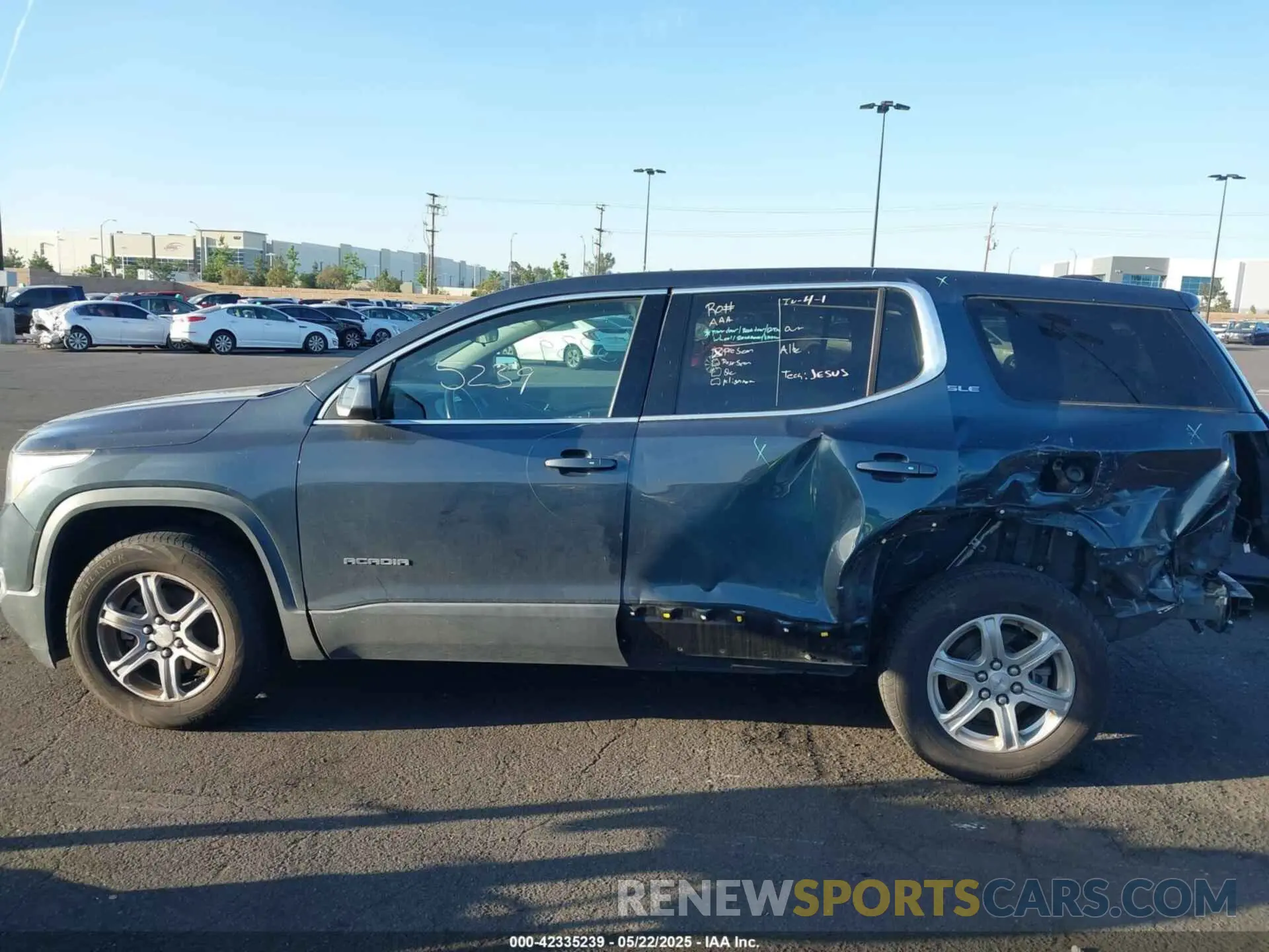 15 Фотография поврежденного автомобиля 1GKKNKLA8KZ279520 GMC ACADIA 2019