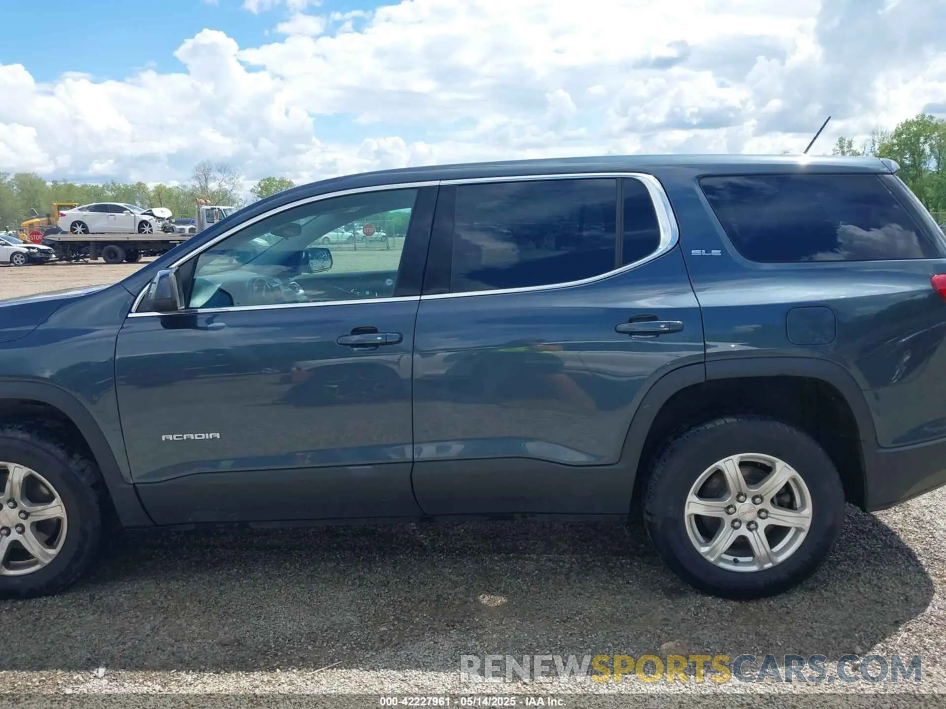 14 Фотография поврежденного автомобиля 1GKKNKLA8KZ298939 GMC ACADIA 2019