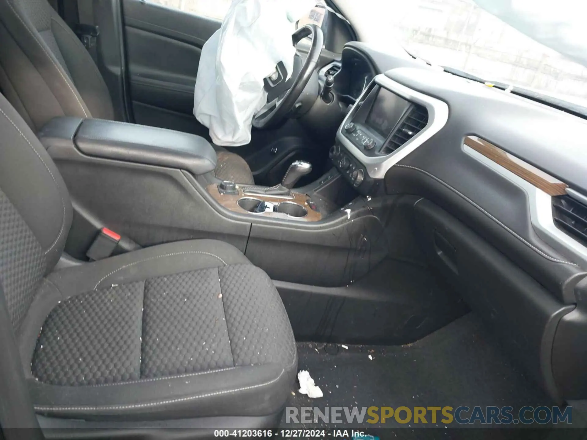 5 Фотография поврежденного автомобиля 1GKKNLLA1KZ129822 GMC ACADIA 2019