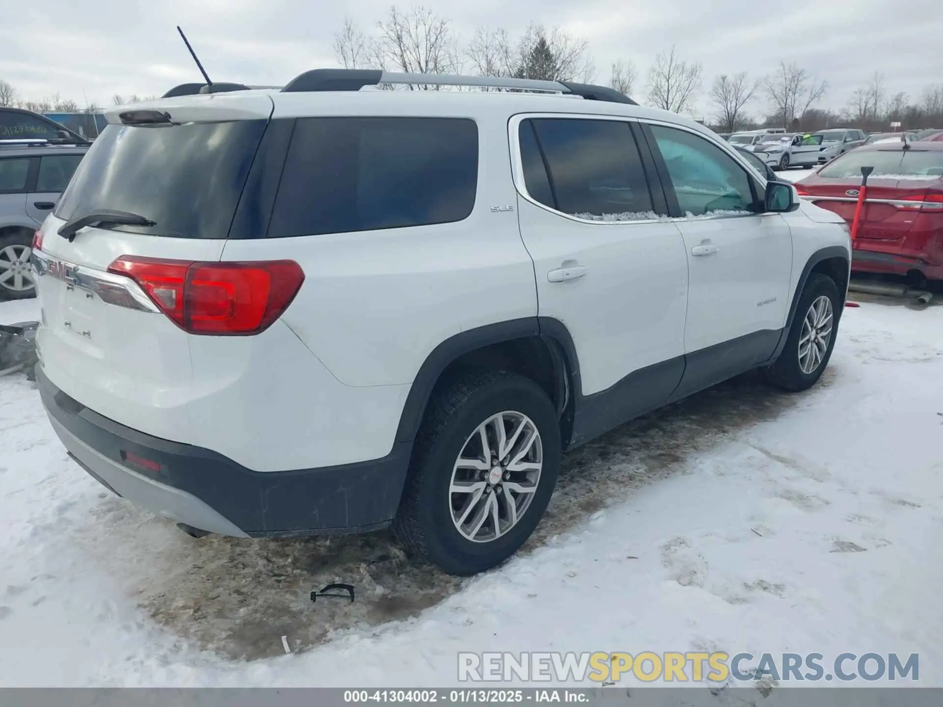 4 Photograph of a damaged car 1GKKNLLA2KZ148329 GMC ACADIA 2019
