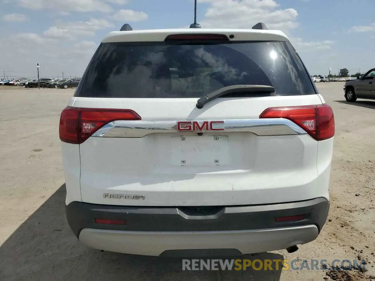 6 Photograph of a damaged car 1GKKNLLAXKZ120309 GMC ACADIA 2019