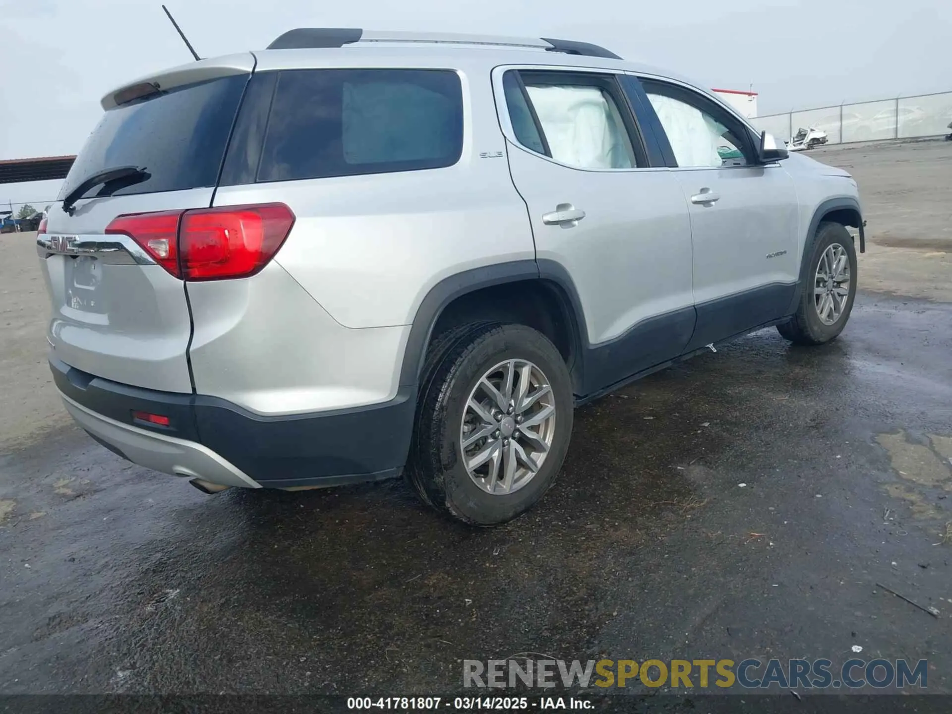 4 Photograph of a damaged car 1GKKNLLAXKZ190604 GMC ACADIA 2019