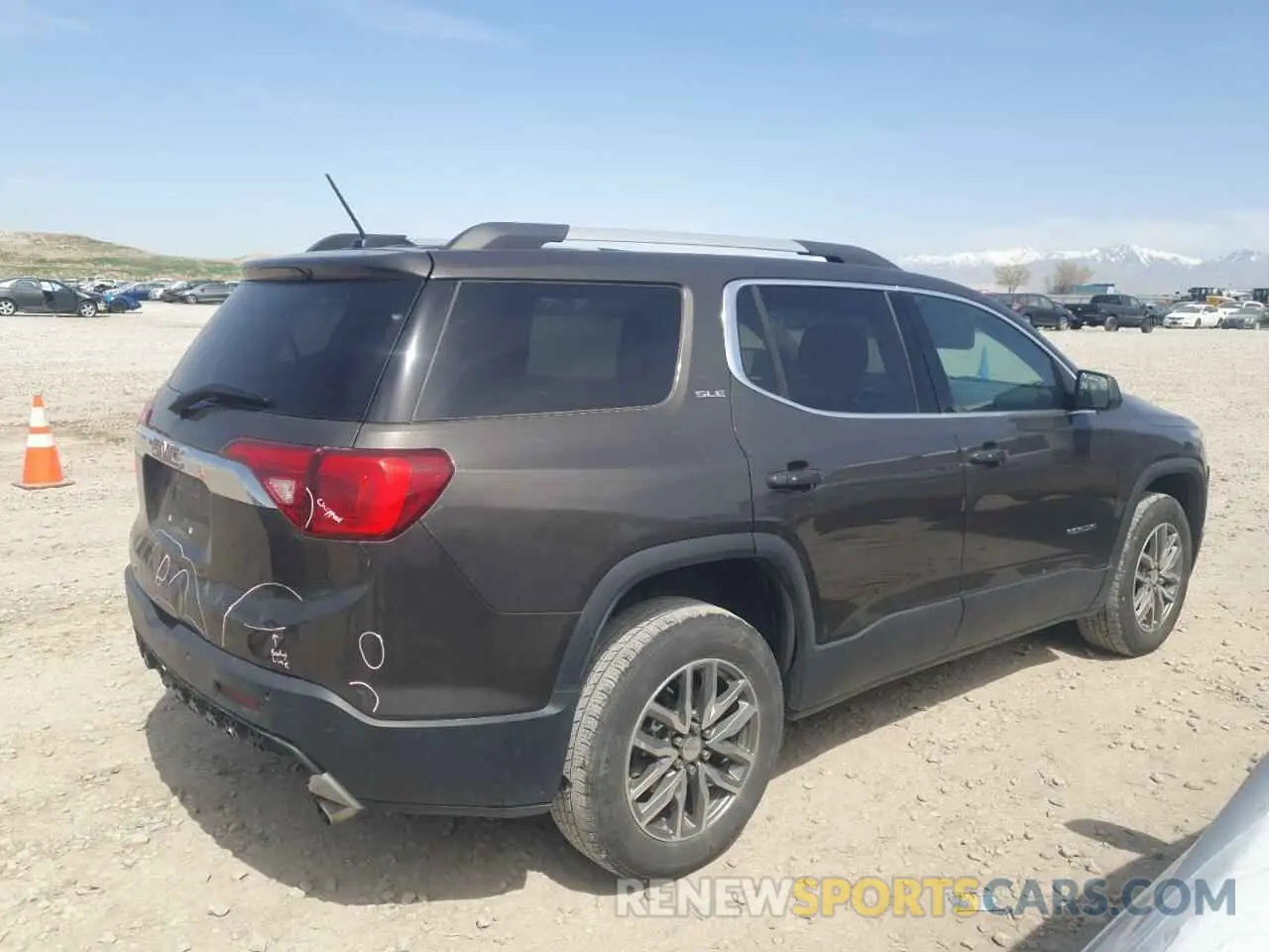 3 Фотография поврежденного автомобиля 1GKKNLLS2KZ288230 GMC ACADIA 2019