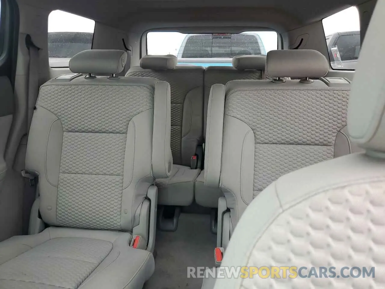 10 Photograph of a damaged car 1GKKNLLSXKZ236621 GMC ACADIA 2019