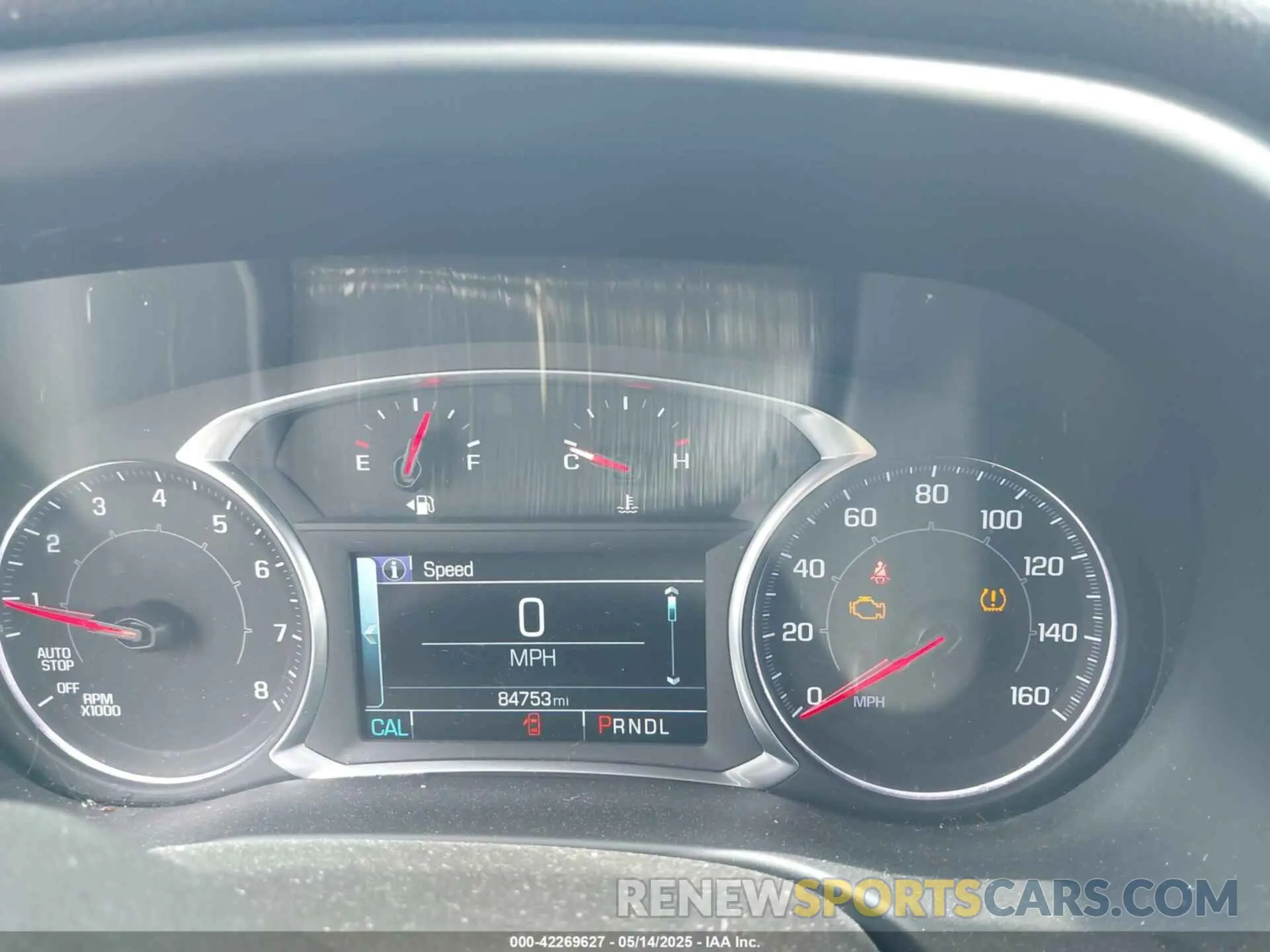 15 Photograph of a damaged car 1GKKNMLA8KZ285622 GMC ACADIA 2019